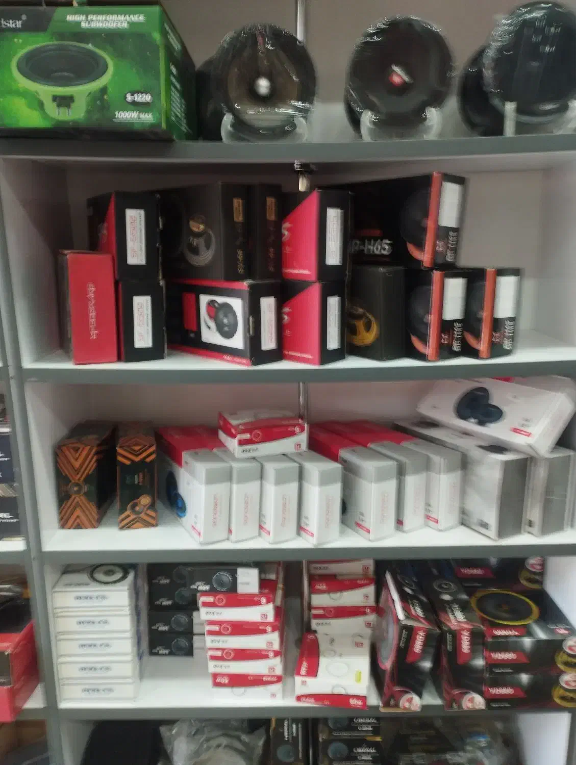 به یک کارگر سالم و کاری نیازمندیم|استخدام صنعتی، فنی، مهندسی|ملایر, |دیوار