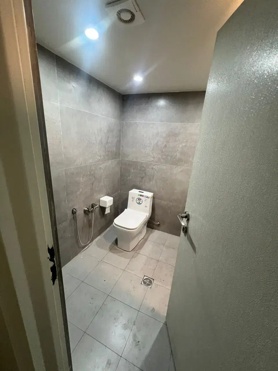 ۱۶۵مترسنداداری براصلی/شناس/لابی/ویو/بالکن|اجارهٔ دفتر کار، اتاق اداری، مطب|تهران, دریا|دیوار