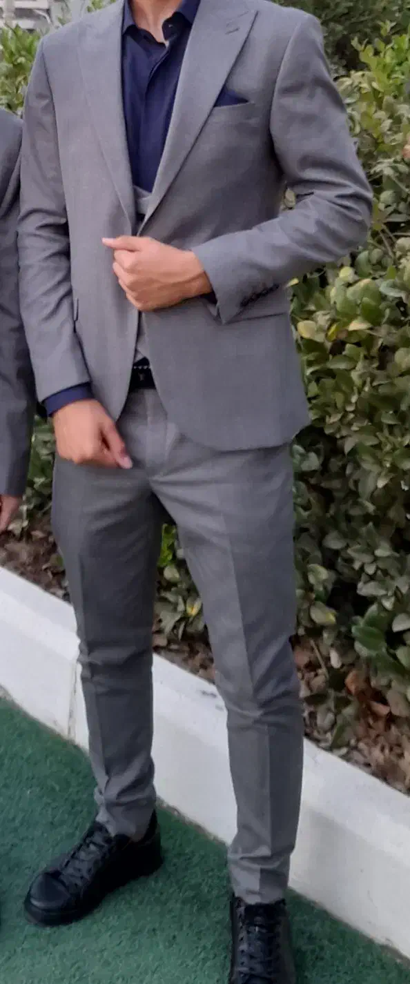 کت و شلوار نو|لباس|بومهن, |دیوار