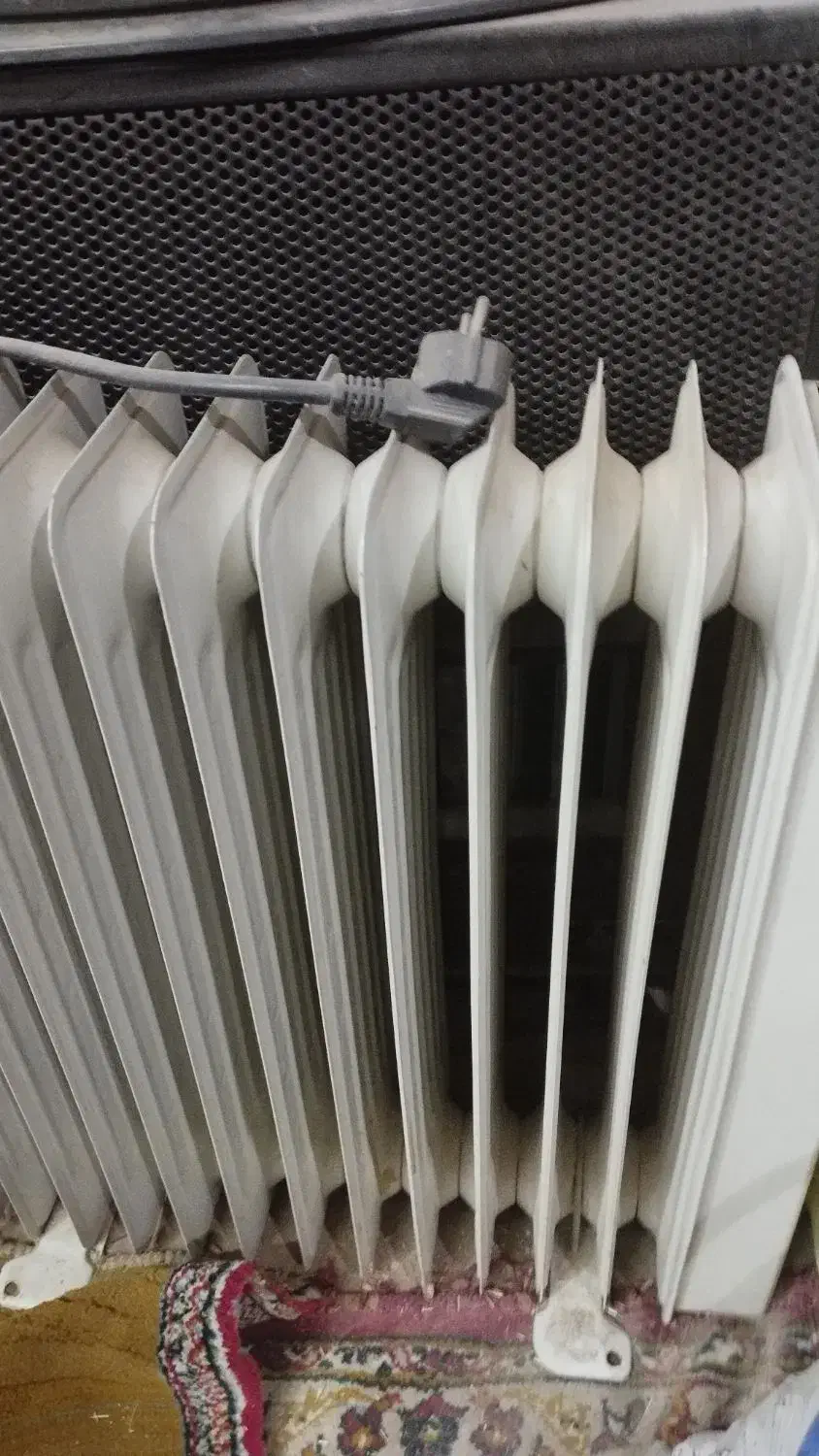 بخاری برقی رادیاتور روغن|بخاری، هیتر، شومینه|کاشان, کارگر|دیوار