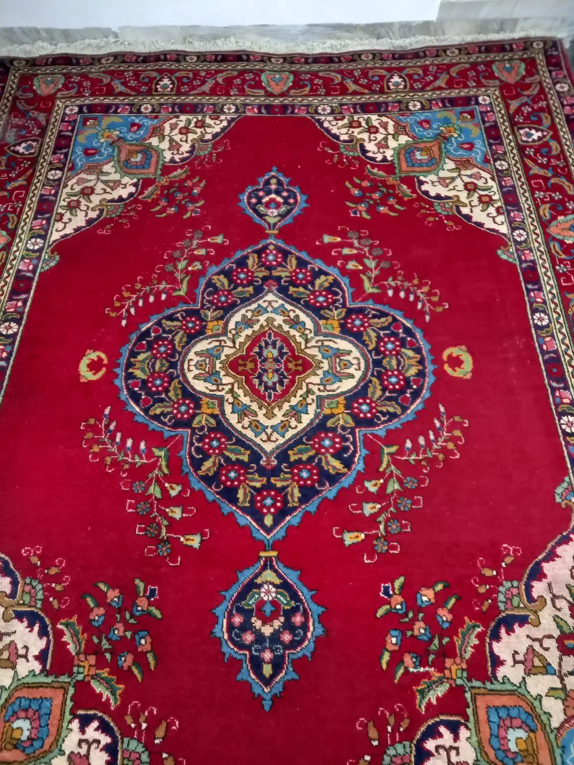 فرش دستبافت تبریز|فرش|ورامین, ورامین|دیوار