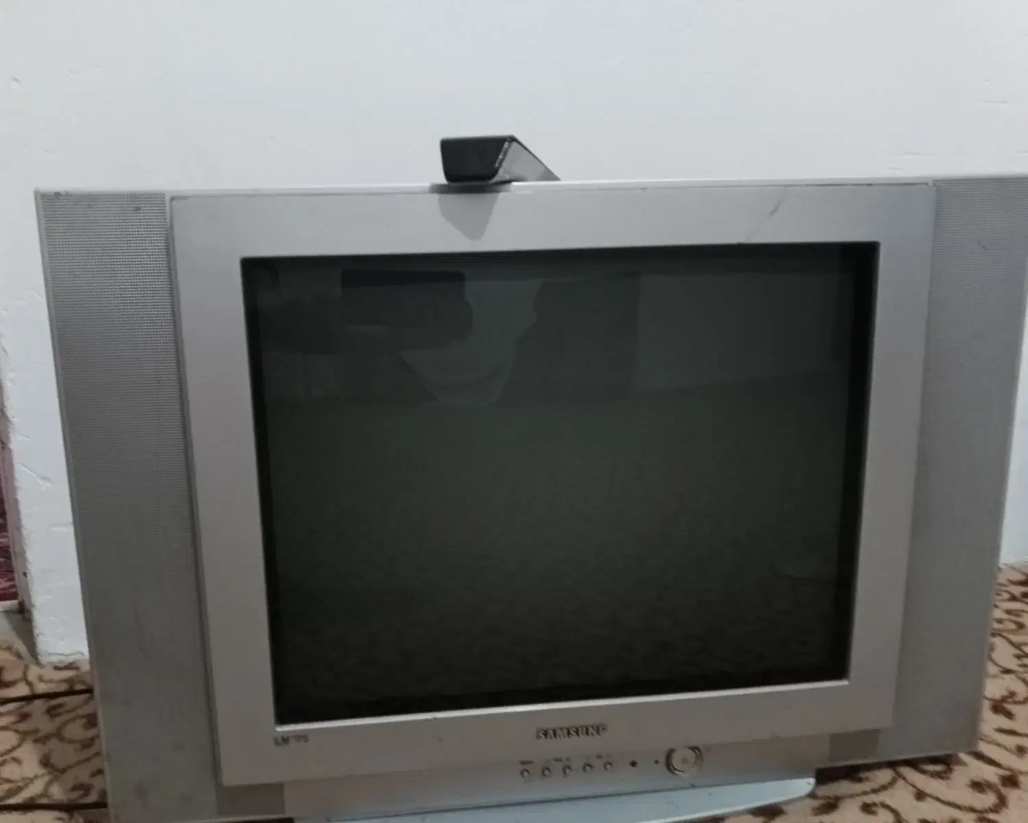 تلویزیون ۲۱ اینچ سامسونگ|تلویزیون و پروژکتور|رشت, کوی قدس|دیوار