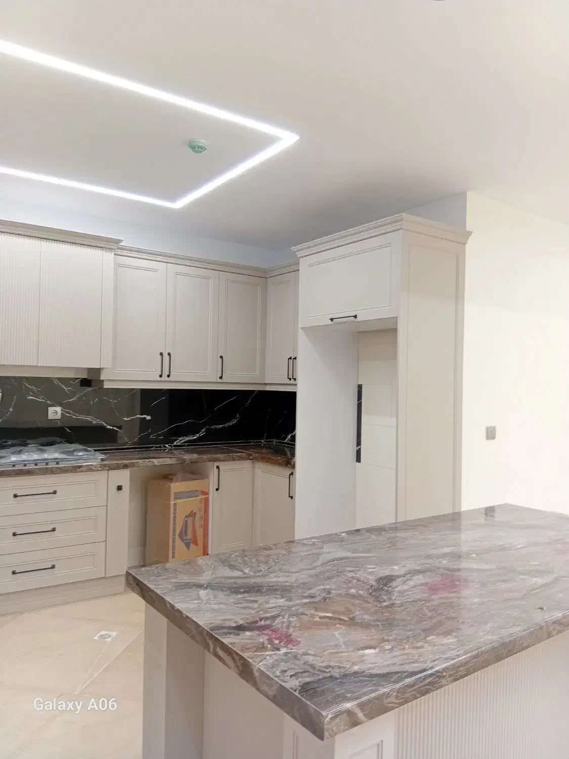 فردوس شرق نوساز ۱۴۱ متر ۲p فول امکانات تبدیل دارد