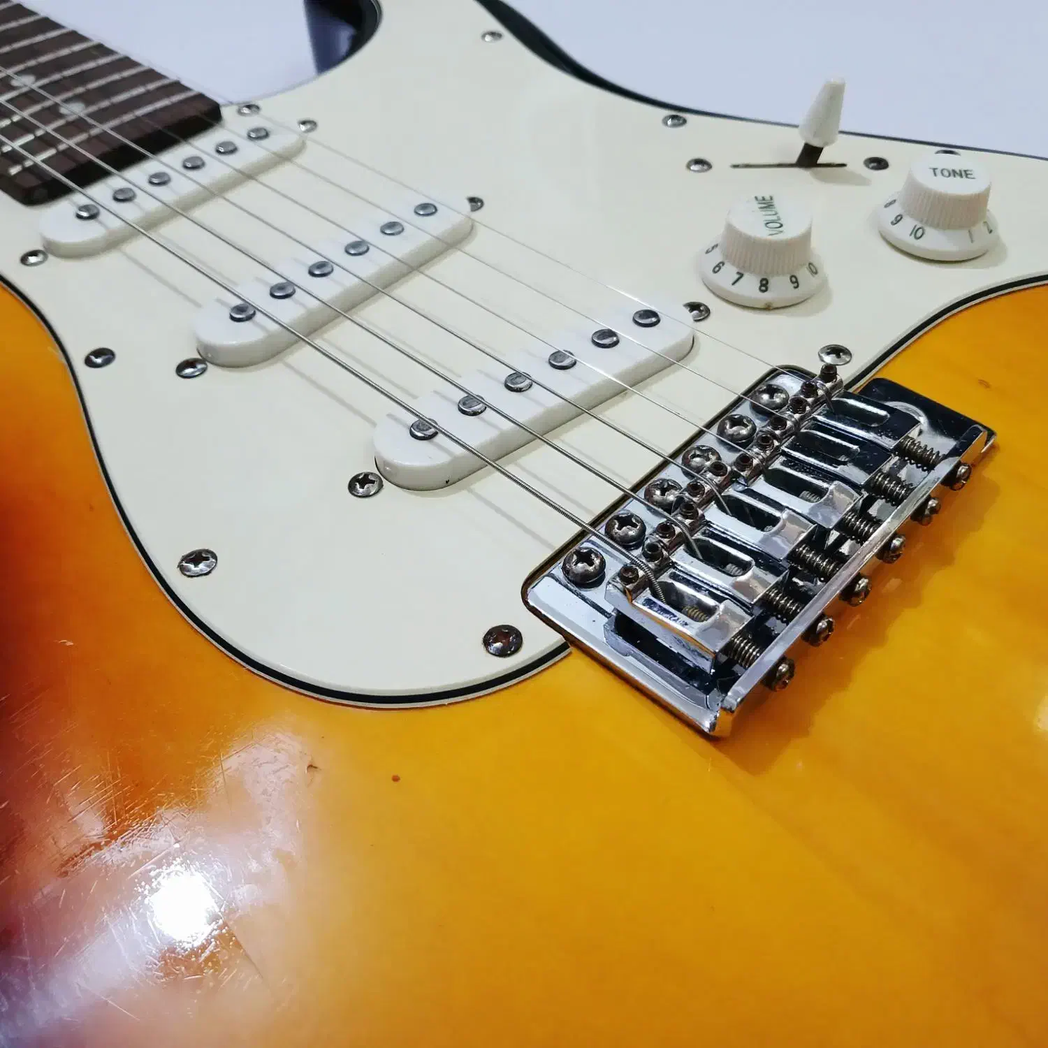 گیتار الکتریک Swing Stratocaster|گیتار، بیس، امپلیفایر|بندرعباس, |دیوار