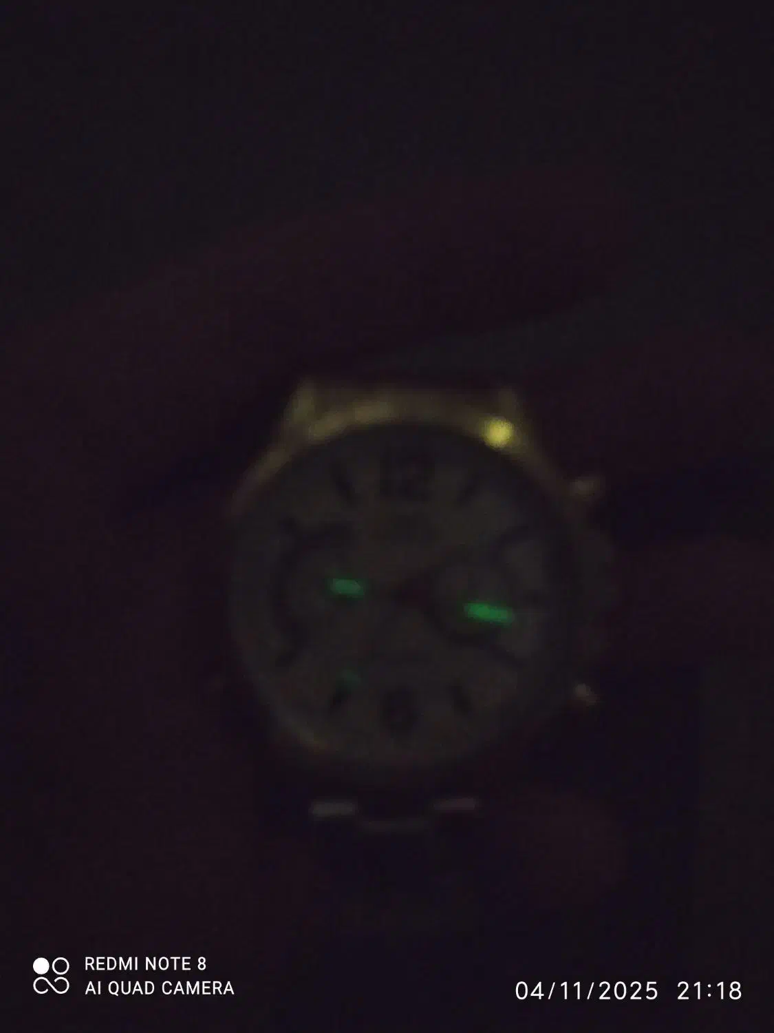 ساعت مچی شبنمایی|ساعت|بانه, |دیوار