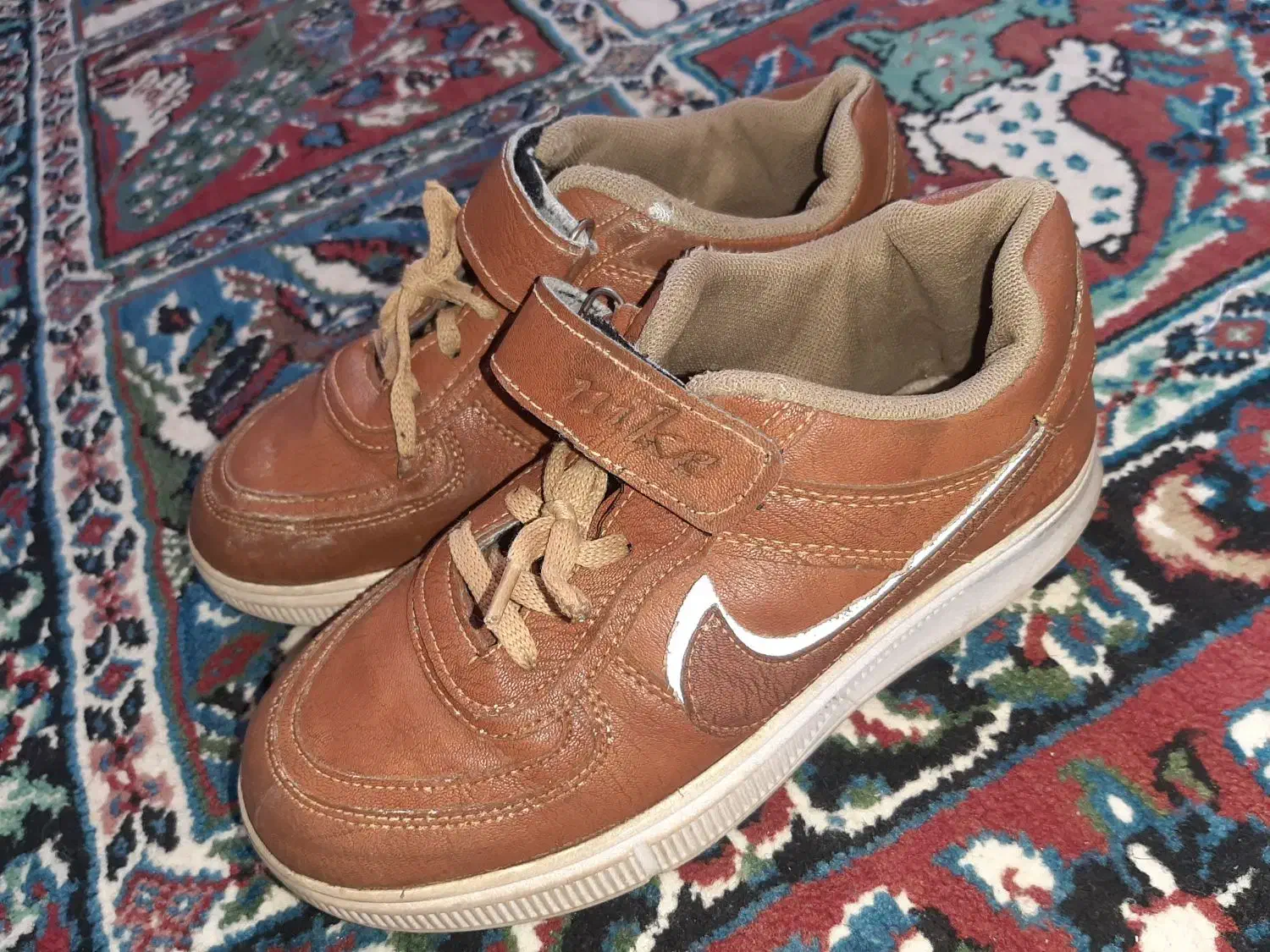 کفش اسپرت در حد نو|کفش و لباس بچه|مسجد سلیمان, |دیوار