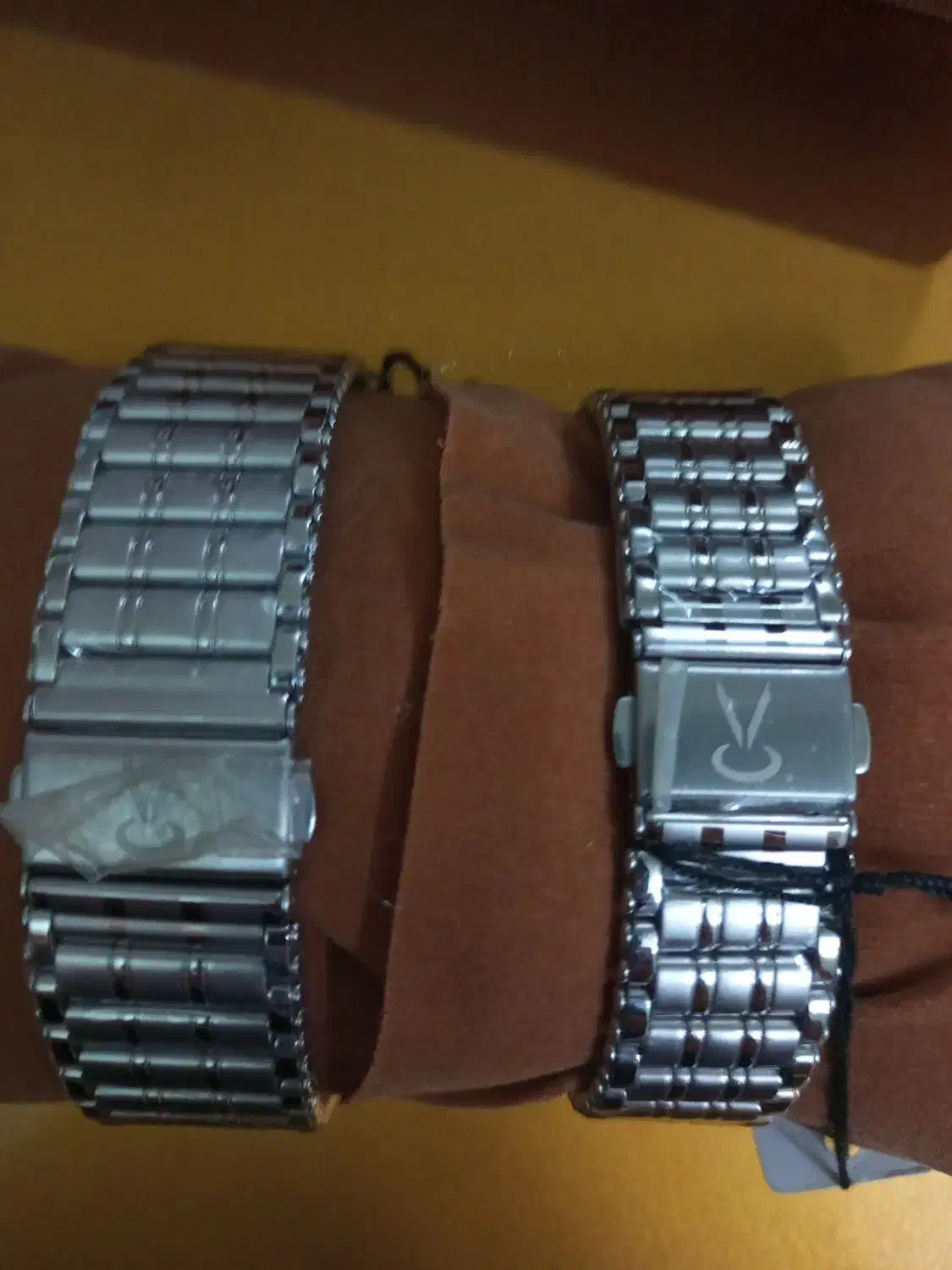 جفت رومانسون نو|ساعت|اسلام‌شهر, شهرک مفیدی|دیوار