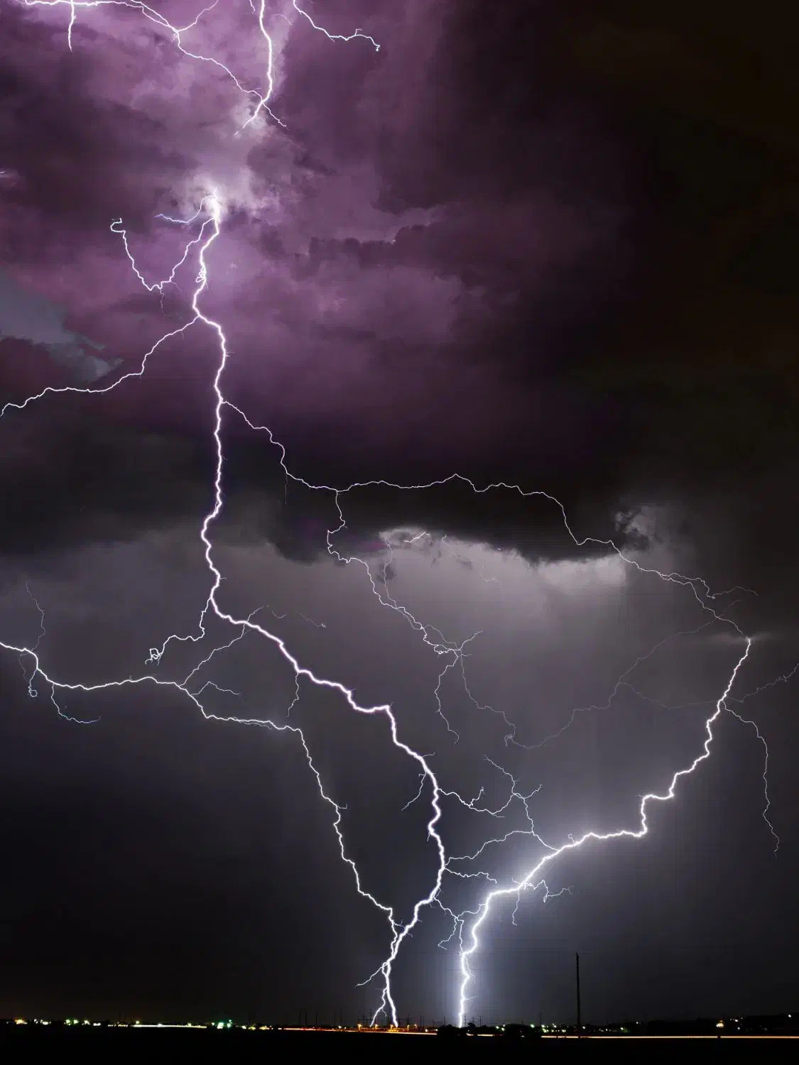 برق|خدمات پیشه و مهارت|کرج, حصارک بالا|دیوار