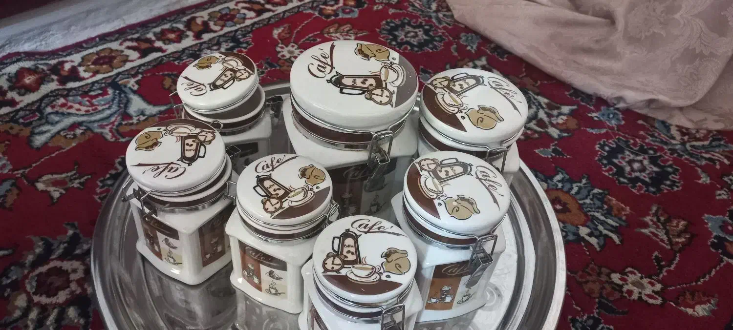 جا ادویه|ظروف پخت‌وپز|تهران, قیام|دیوار