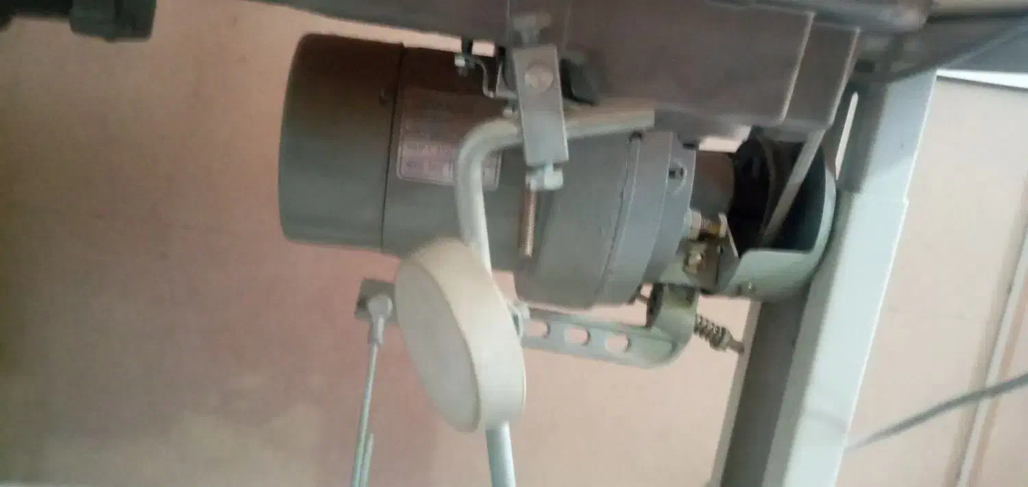 چرخ خیاطی ضخیم دوز سالم وتمیز|چرخ خیاطی و ریسندگی|زابل, |دیوار