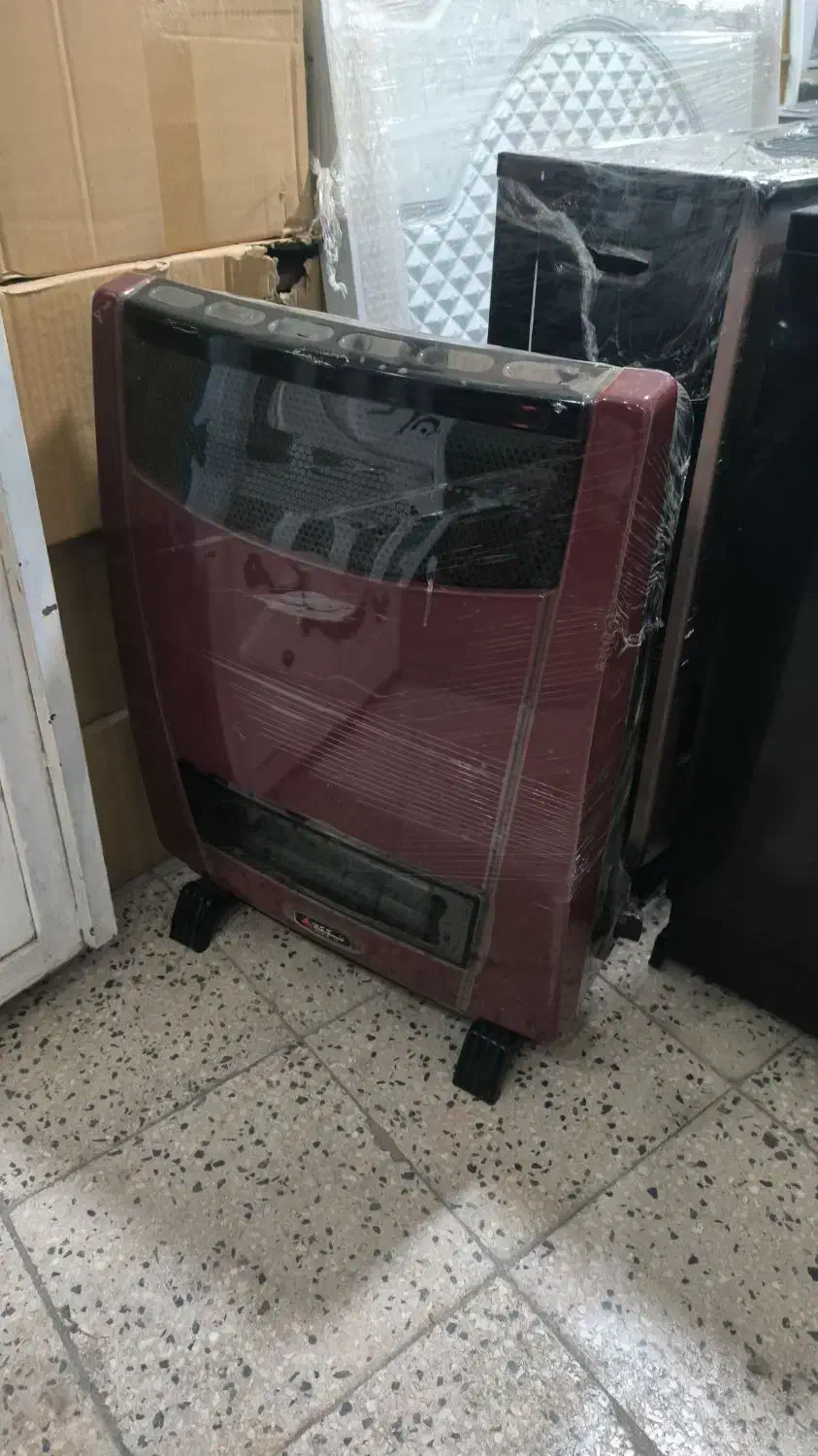 انواع بخاری 6و9و12و 20هزارنیک کالا|بخاری، هیتر، شومینه|اقلید, |دیوار