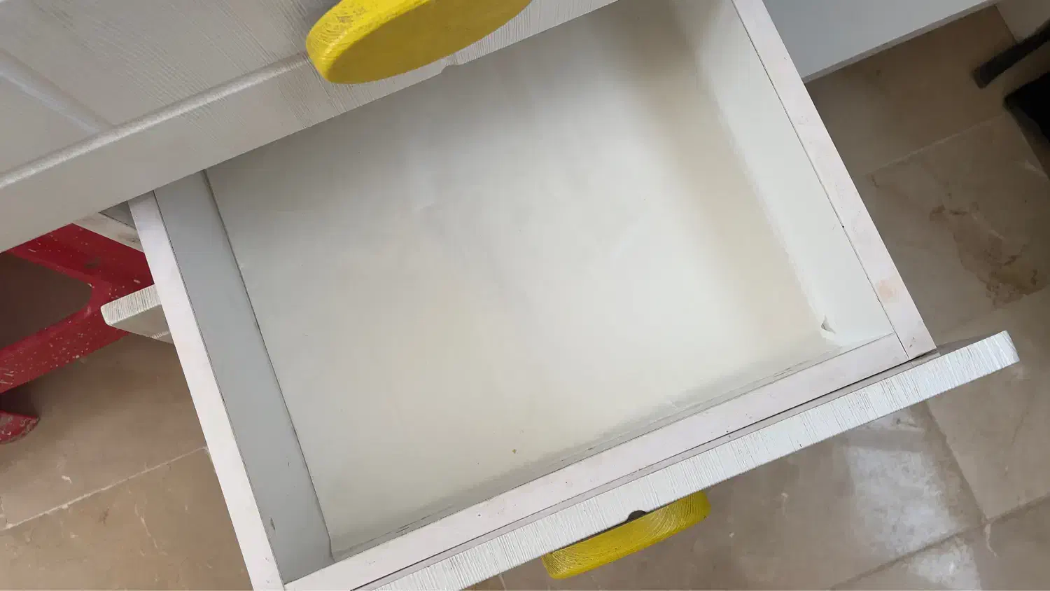 میز کشو دار|میز تحریر و کامپیوتر|قم, یزدانشهر|دیوار