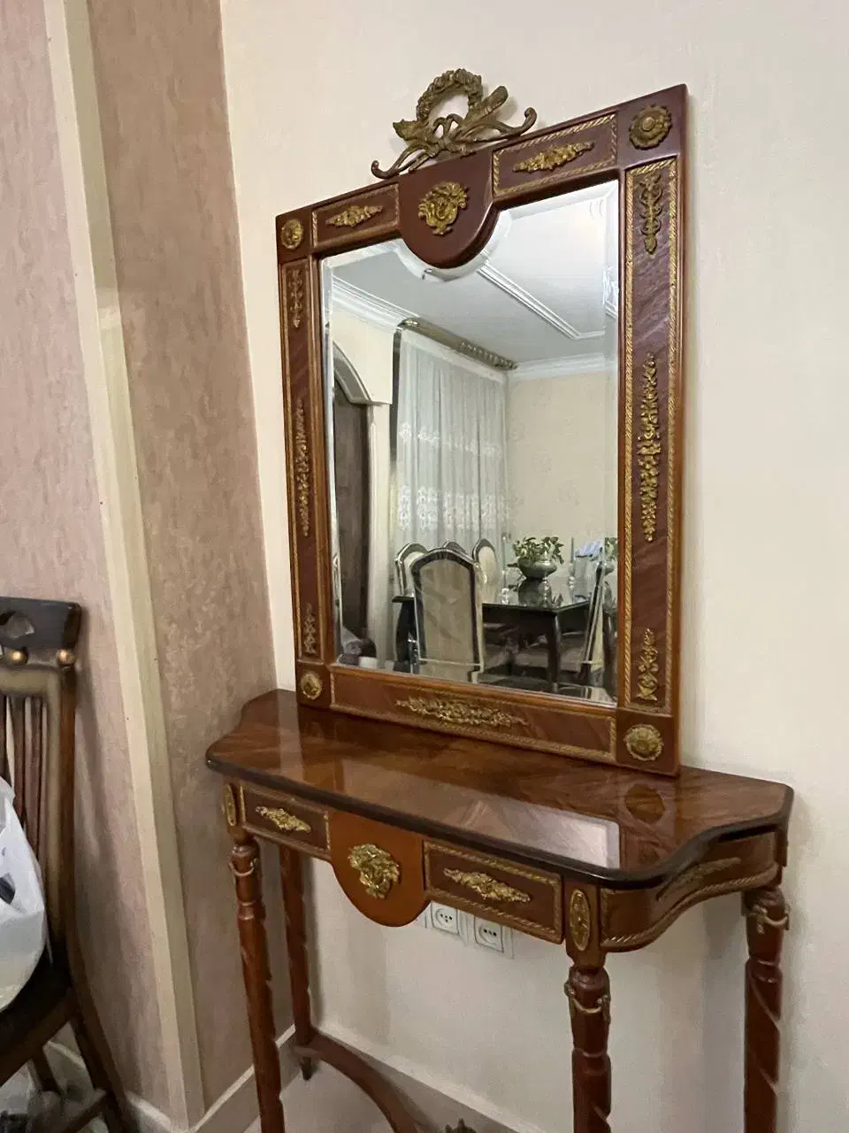 آینه کنسول برنز کاری شده|بوفه، ویترین، کنسول|تهران, ارم|دیوار
