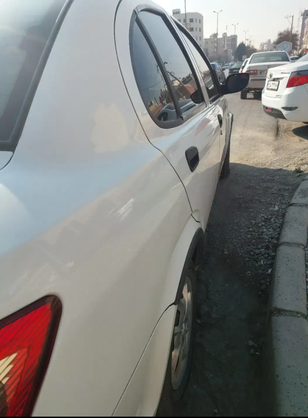 ساینا|خودرو سواری و وانت|اصفهان, کساره|دیوار