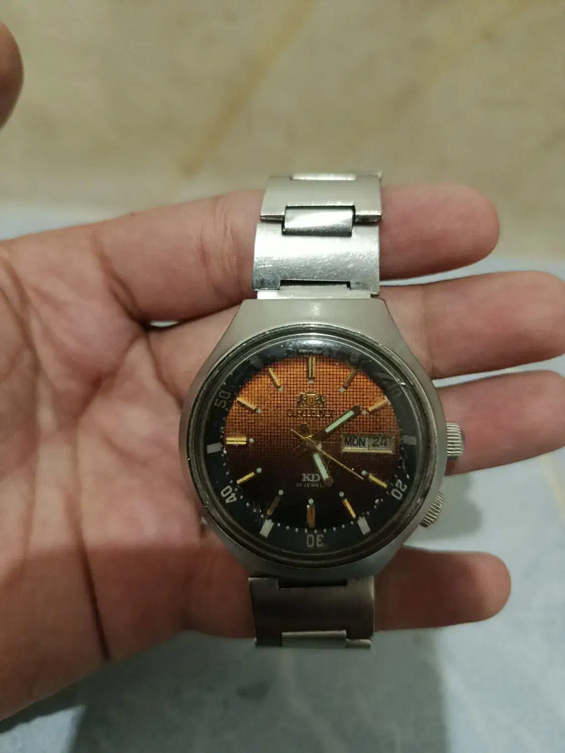 ساعت اورینت عتیقه|کلکسیون اشیاء عتیقه|اصفهان, جلفا|دیوار