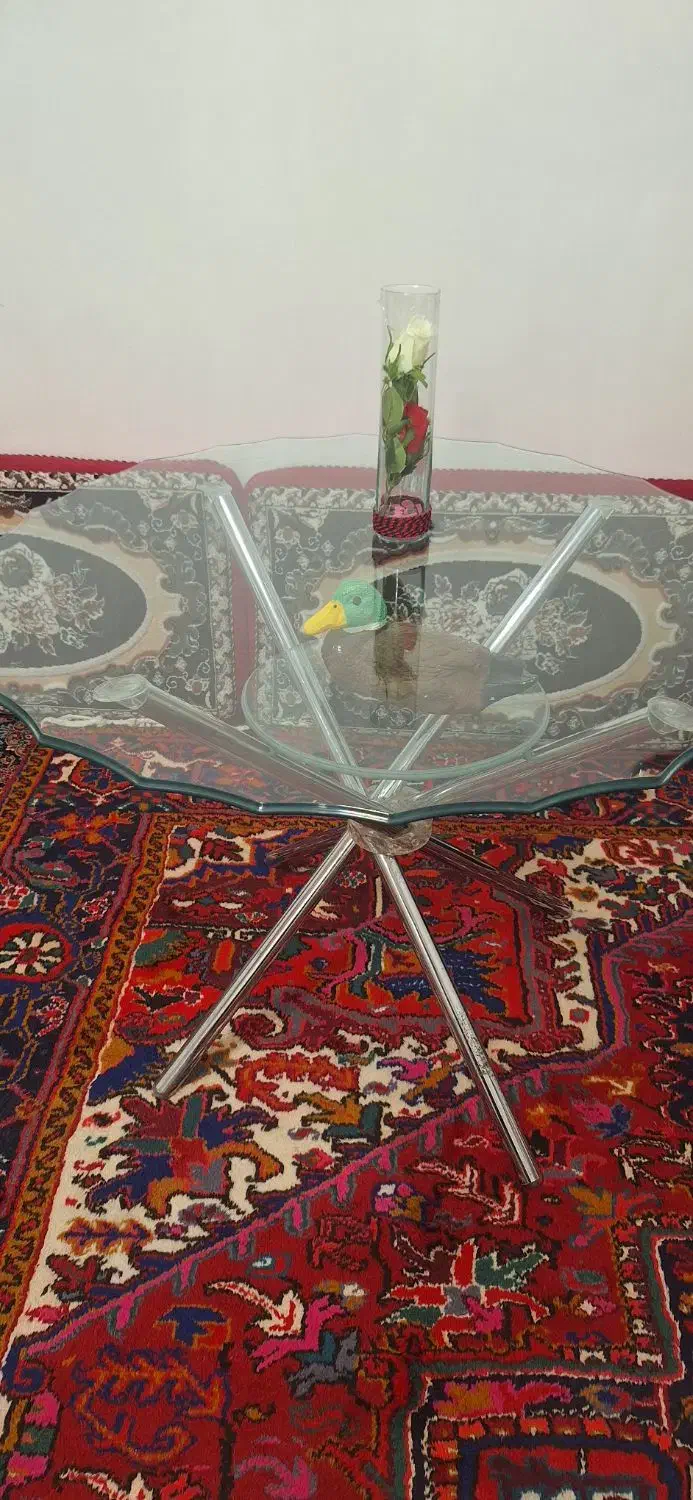 میز شیشه ای|میز و صندلی غذاخوری|تبریز, |دیوار