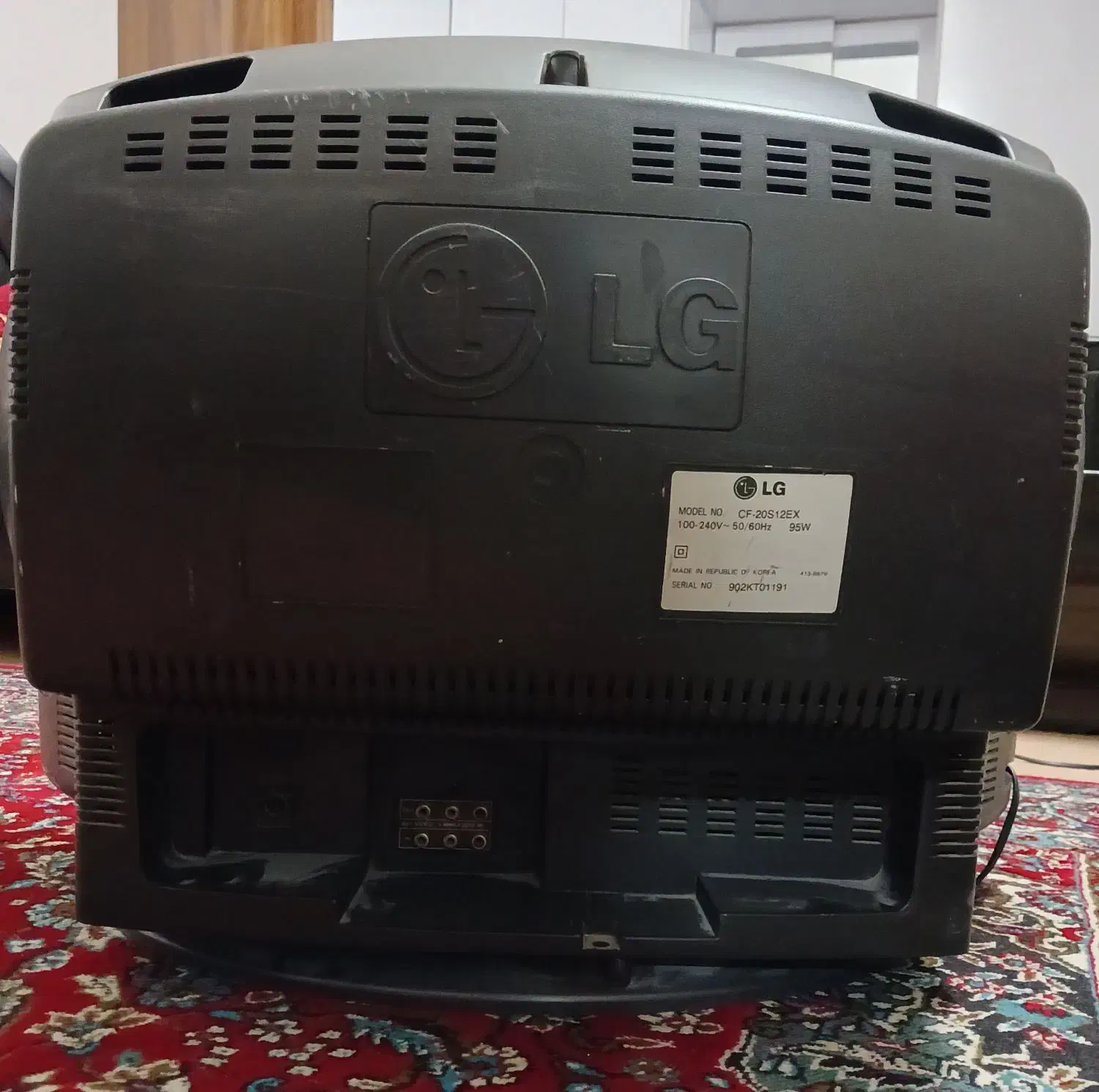 تلویزیون ۲۱ اینچ|تلویزیون و پروژکتور|قوچان, |دیوار