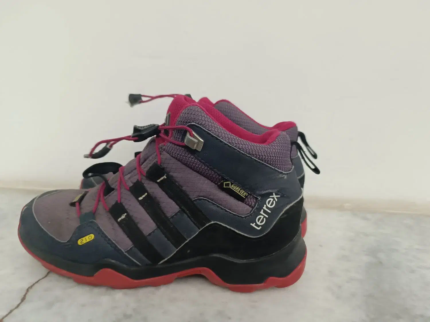 کفش نیم بوت خارجی|کیف، کفش، کمربند|سنندج, |دیوار