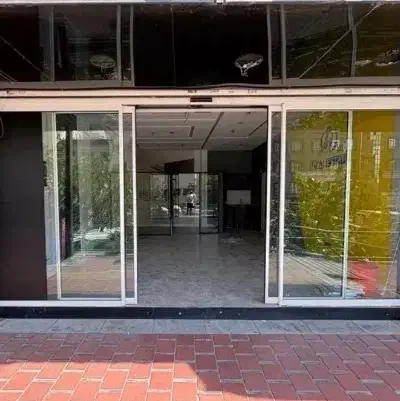 ۸۰ متر مغازه / شهرک غرب / فضای باز نامحدود|اجارهٔ مغازه و غرفه|تهران, شهرک غرب|دیوار