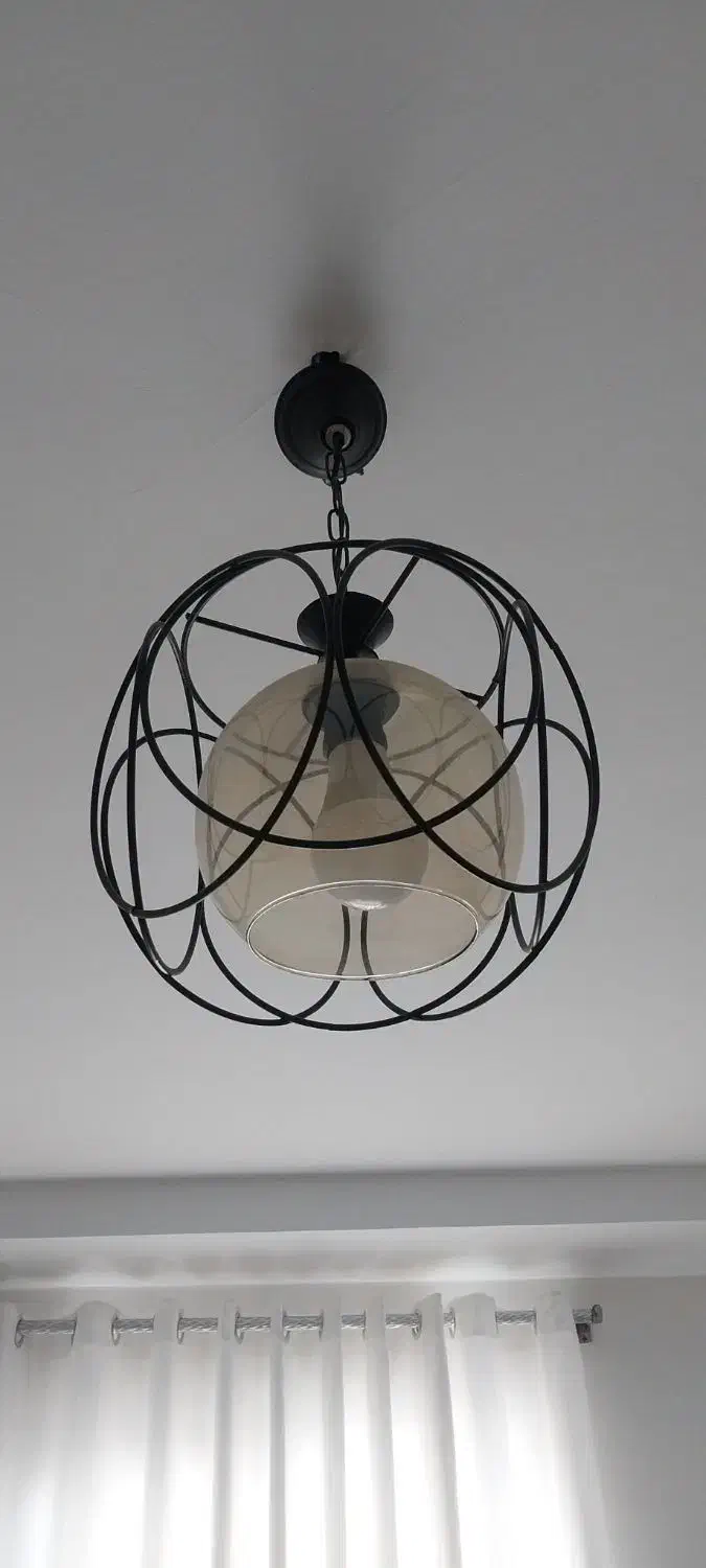 ۳عدد لوستر (فلزی شیشه ای)|لوستر و چراغ آویز|کرج, باغستان|دیوار