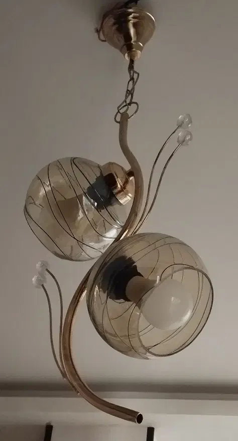 لوستر دو شاخه طلایی|لوستر و چراغ آویز|اصفهان, سرچشمه|دیوار