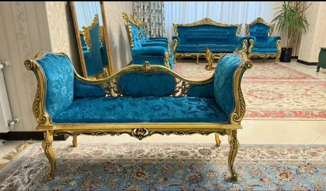 یک دست مبلمان 11 نفره سلطنتی و میز غذاخوری|مبلمان خانگی و میز عسلی|تهران, شهرک الهیه غرب|دیوار
