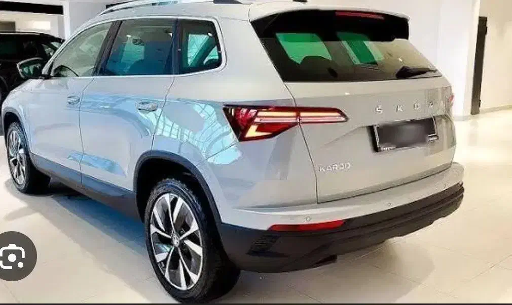 اشکودا کاروک فول ۲۰۲۵|خودرو سواری و وانت|تهران, سوهانک|دیوار