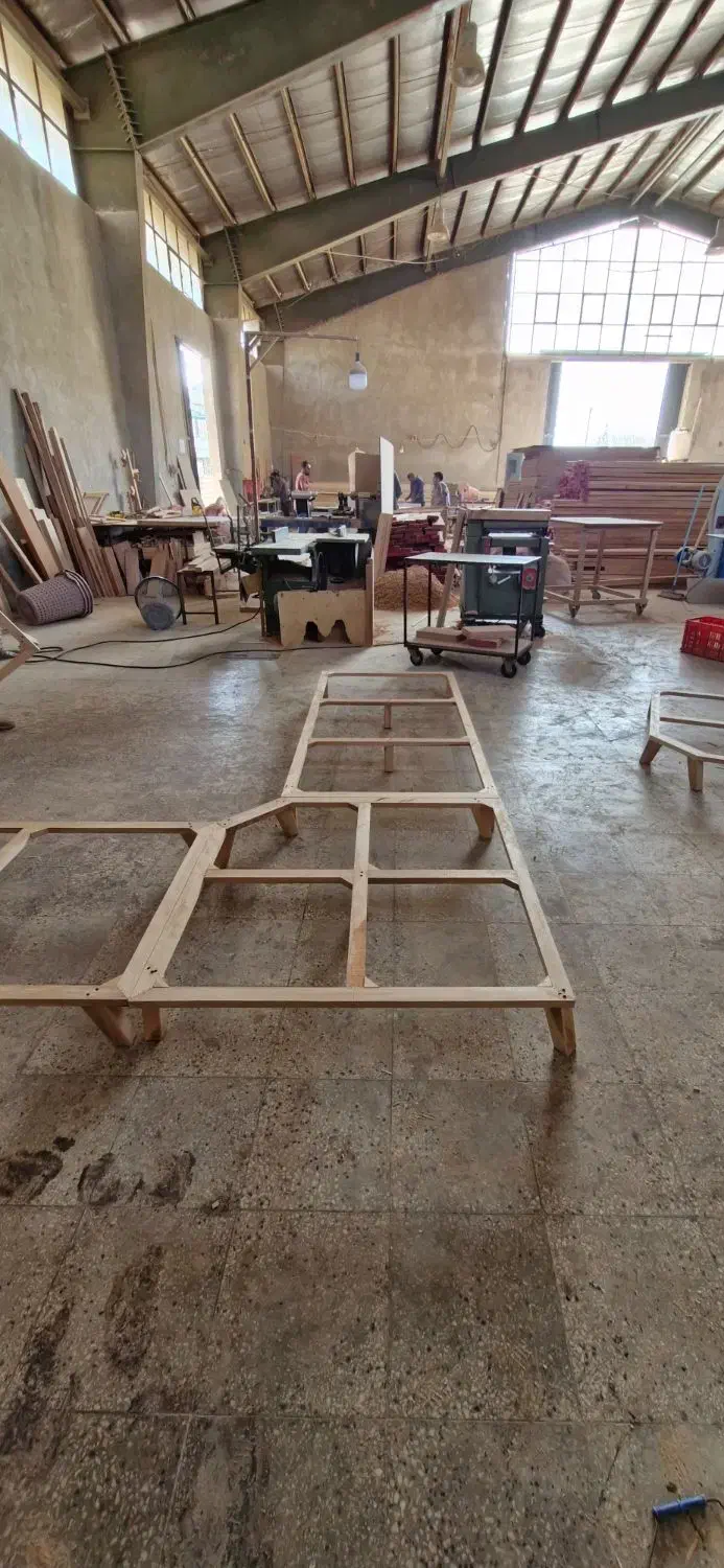 به یکنفر نیمه ماهر.یا ساده جهت کار در نجاری|استخدام صنعتی، فنی، مهندسی|شیراز, شهرک صنعتی شیراز|دیوار