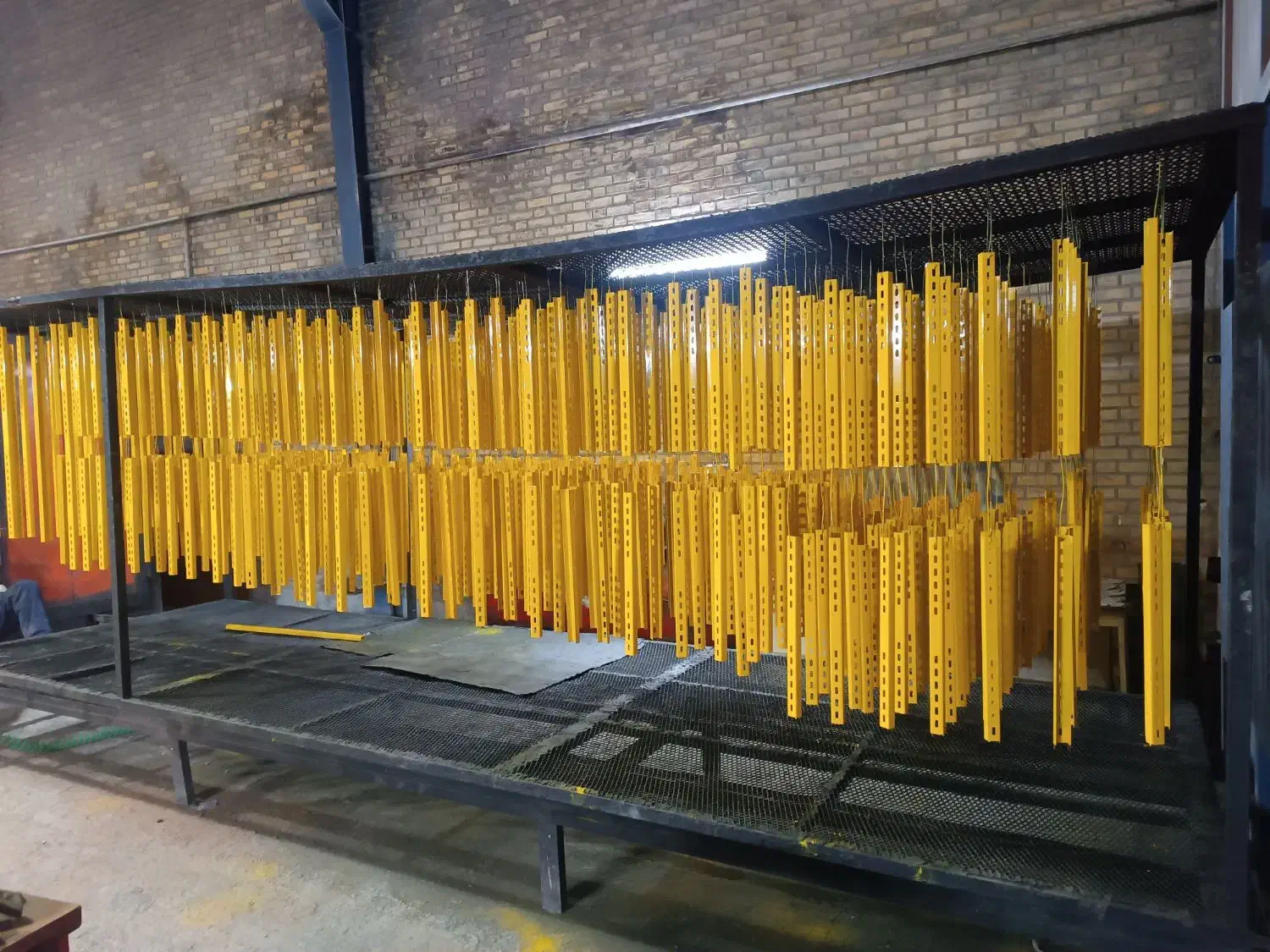 رنگ الکترواستاتیک (کوره ای) استاتیکو|خدمات پیشه و مهارت|برخوار, |دیوار