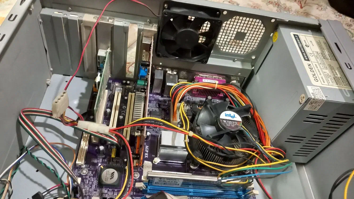 وسایل کامپیوتر  قدیمی و با کیفیت  دیجیتالی|قطعات و لوازم جانبی رایانه|لاهیجان, انقلاب|دیوار