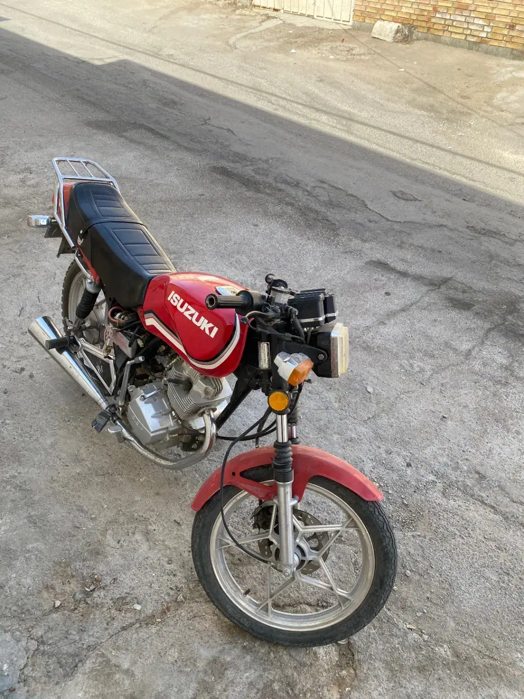 موتور مدل 93 سالم و تمیز|موتورسیکلت|شهرضا, |دیوار