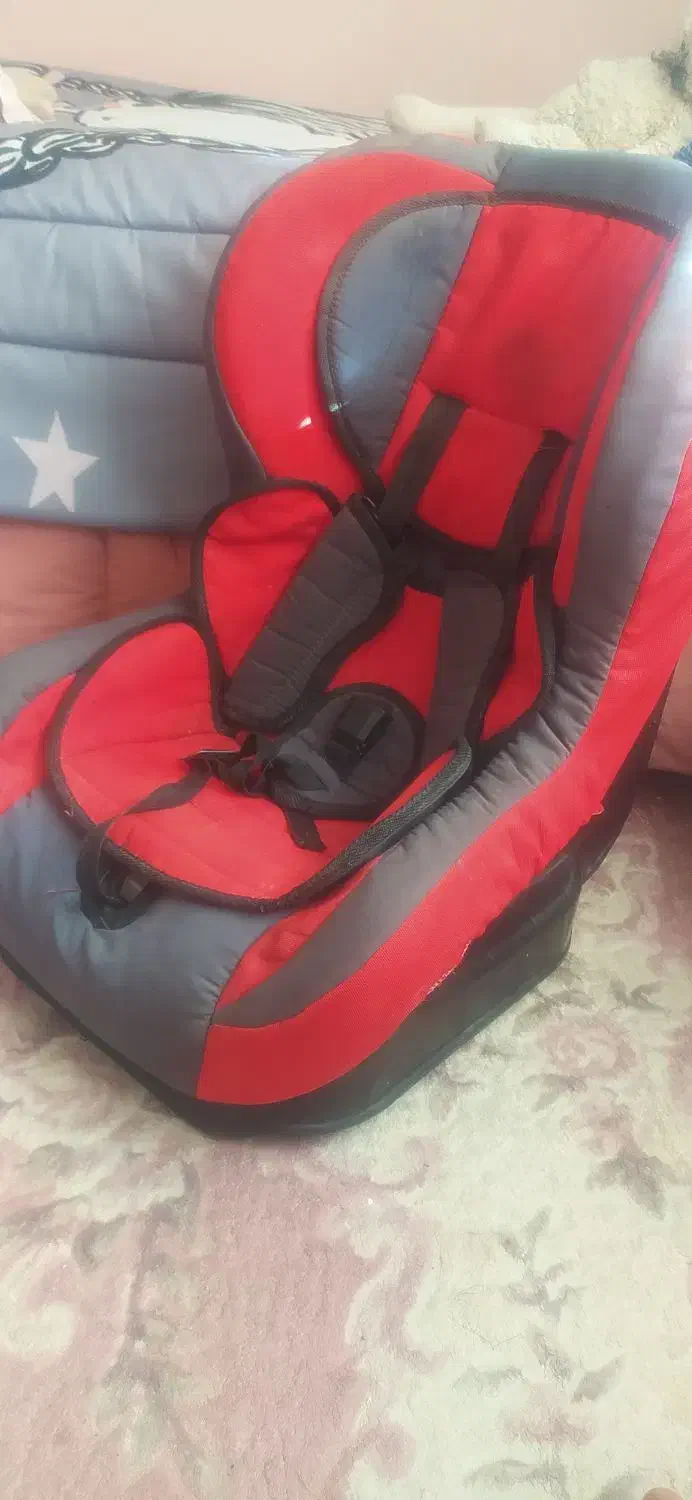 صندلی ماشین کودک|تخت و صندلی بچه|زاهدان, |دیوار