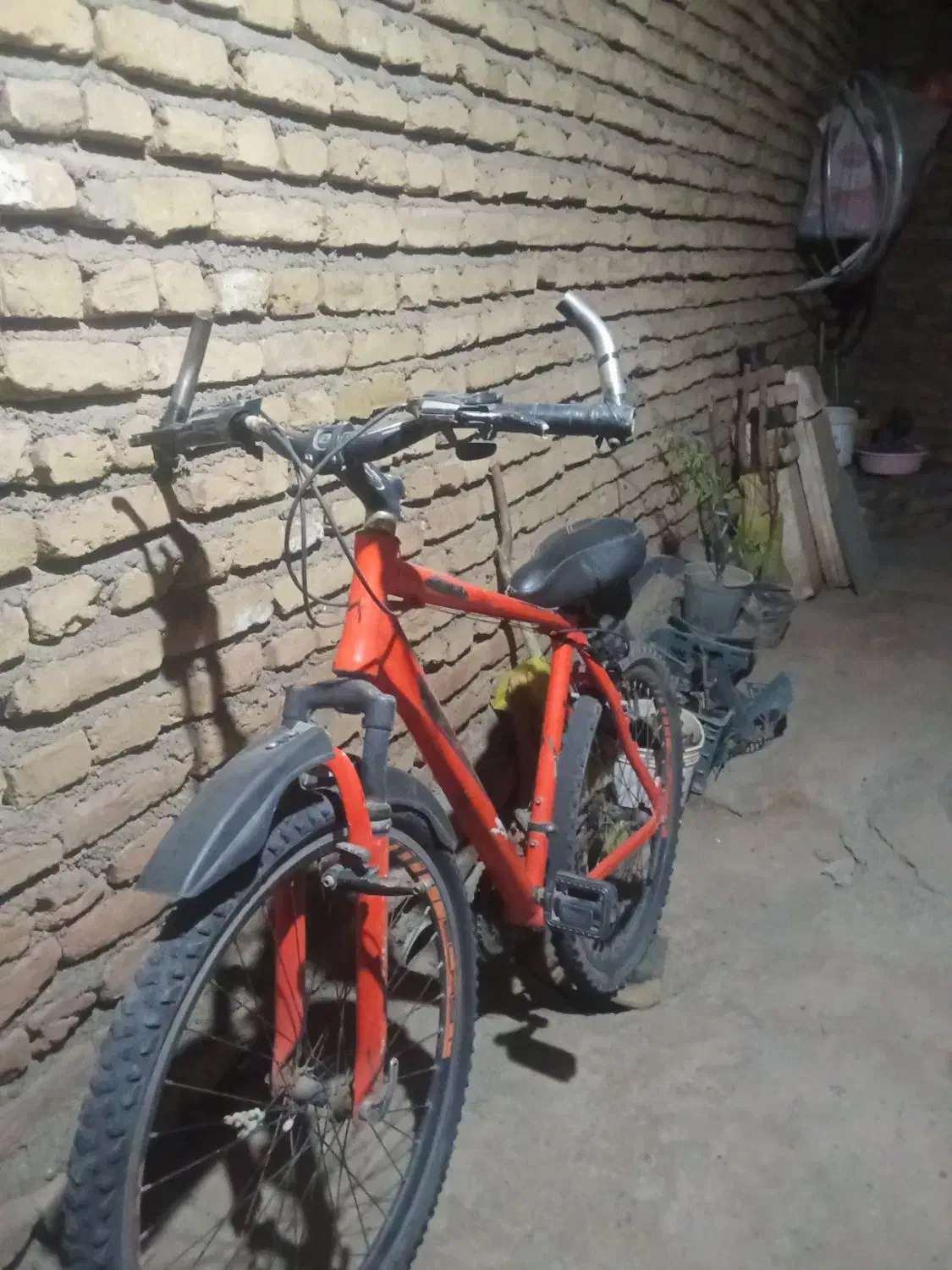 دوچرخه ۲۶|دوچرخه، اسکیت، اسکوتر|جلگه رخ, |دیوار