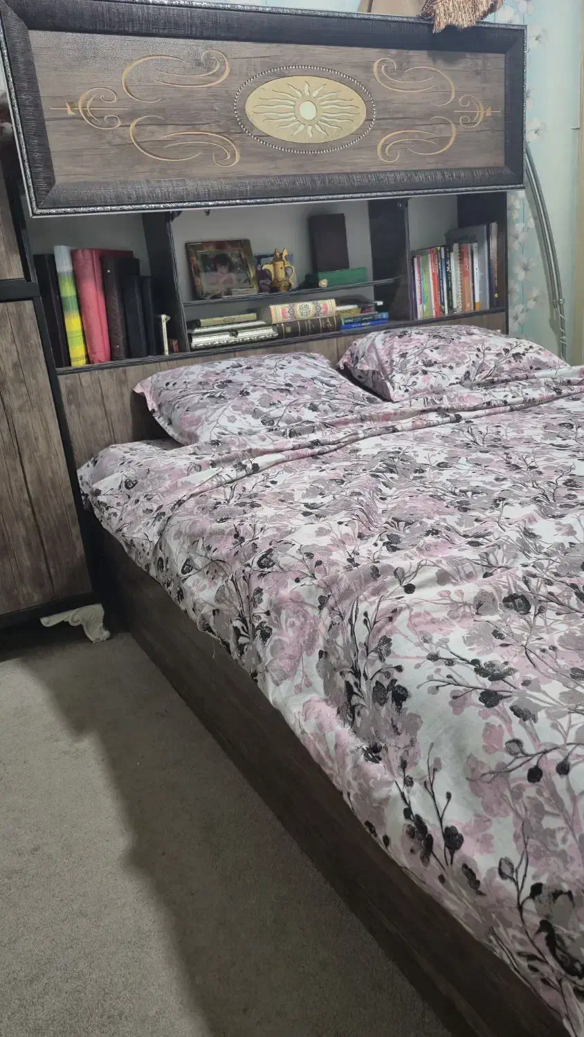 وسایل استفاده شده|تخت و سرویس خواب|اسلامشهر, زرافشان|دیوار