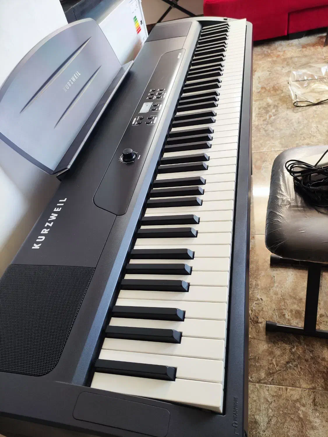 پیانو|پیانو، کیبورد، آکاردئون|اراک, |دیوار