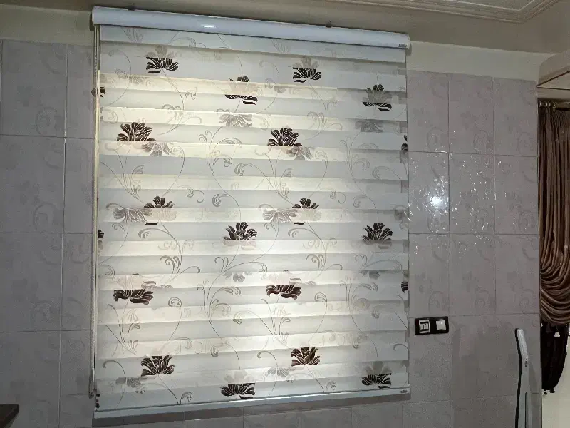 پرده زبرا کاملا نو و خوش نقشه|پرده، رانر، رومیزی|گلپایگان, |دیوار