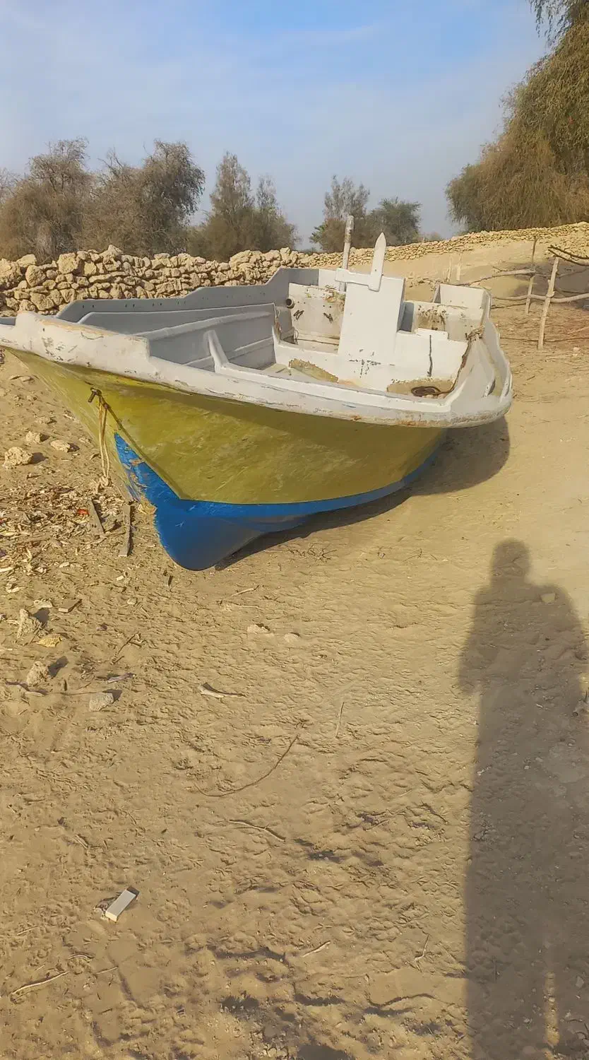 تشت ۲۷ فوت شوتی ۲۰۰|قایق و سایر وسایل نقلیه|قشم, |دیوار