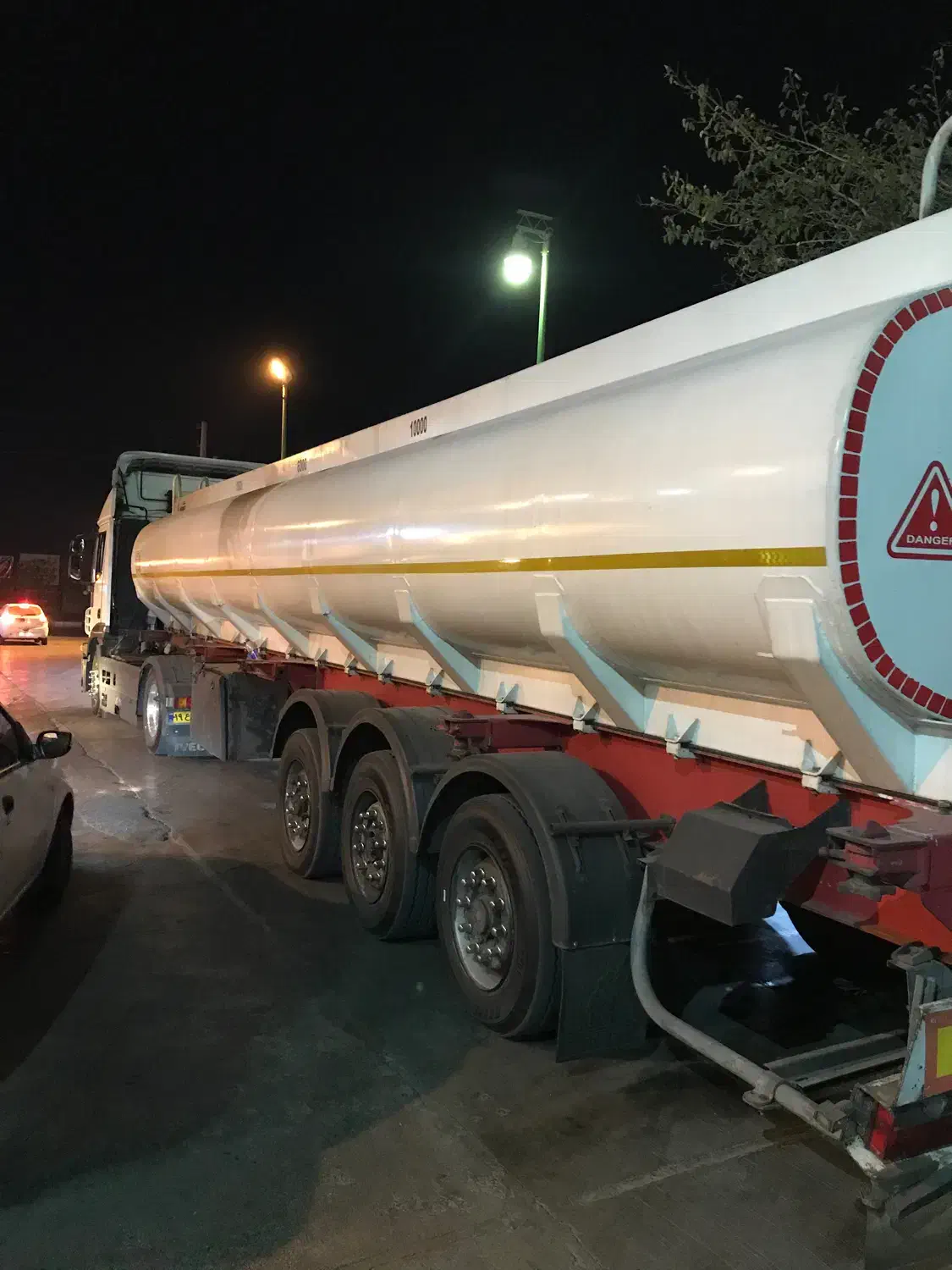 تیغه تانکر کانتینر|خودرو سنگین|باقرشهر, |دیوار