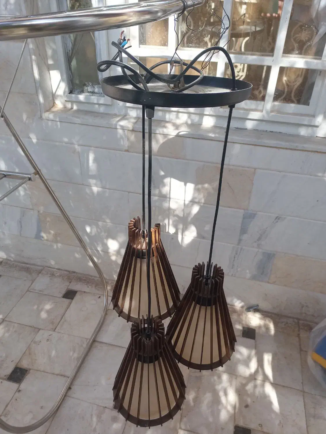 لوستر قفل فرمان تاقچه پژو|لوستر و چراغ آویز|قم, هفت تیر|دیوار