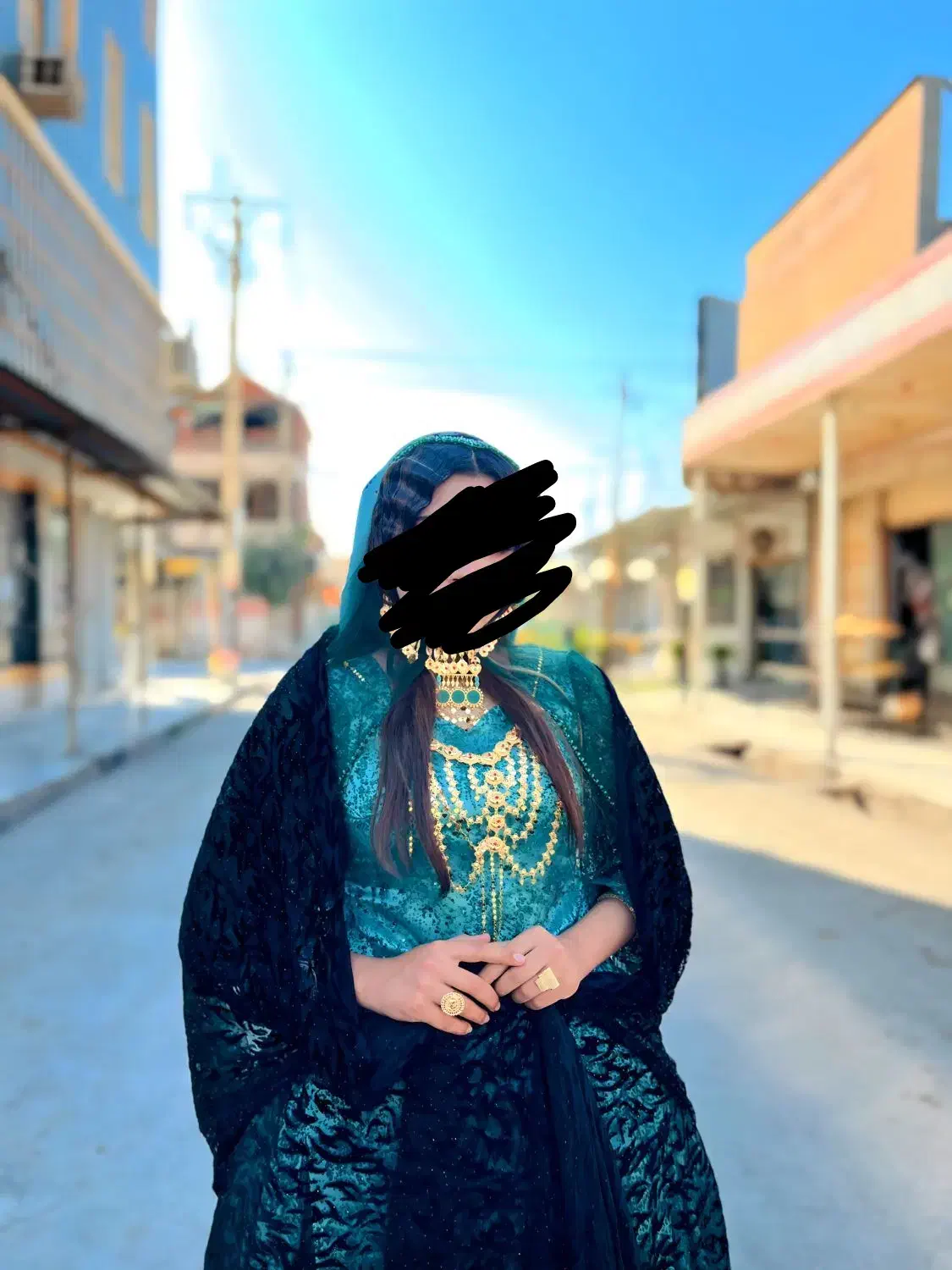 لباس محلی نو نو|لباس|دهدشت, |دیوار