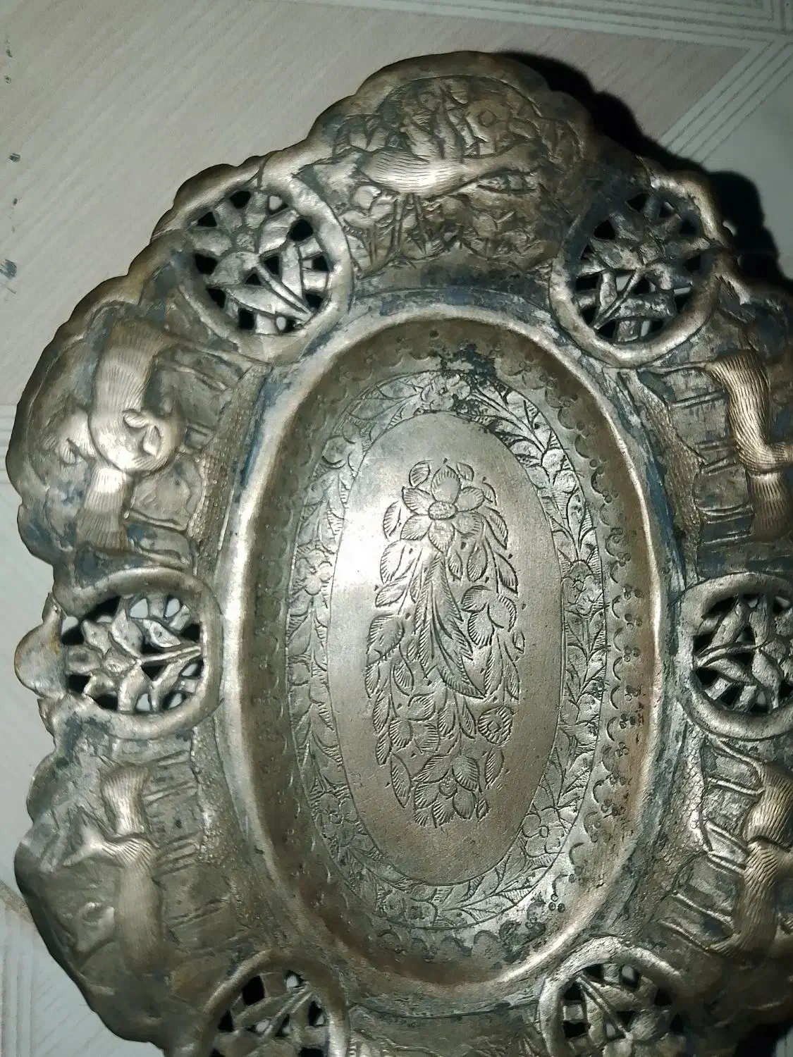 سینی|کلکسیون اشیاء عتیقه|نسیم‌شهر, |دیوار