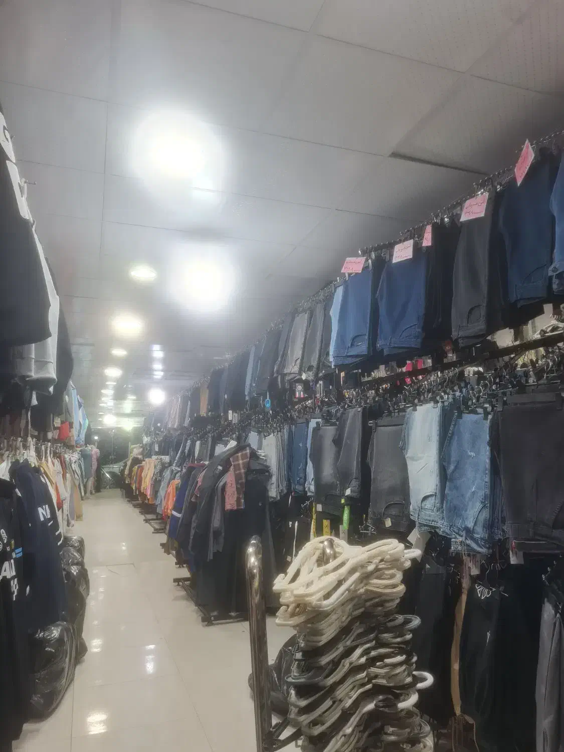 فروشنده خانم|استخدام خدمات فروشگاه و رستوران|مشهد, یاس|دیوار