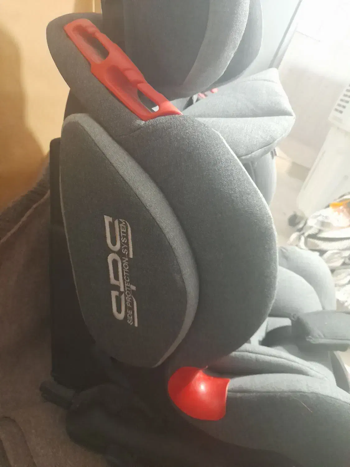 صندلی ماشین کودک|تخت و صندلی بچه|قم, ولیعصر|دیوار