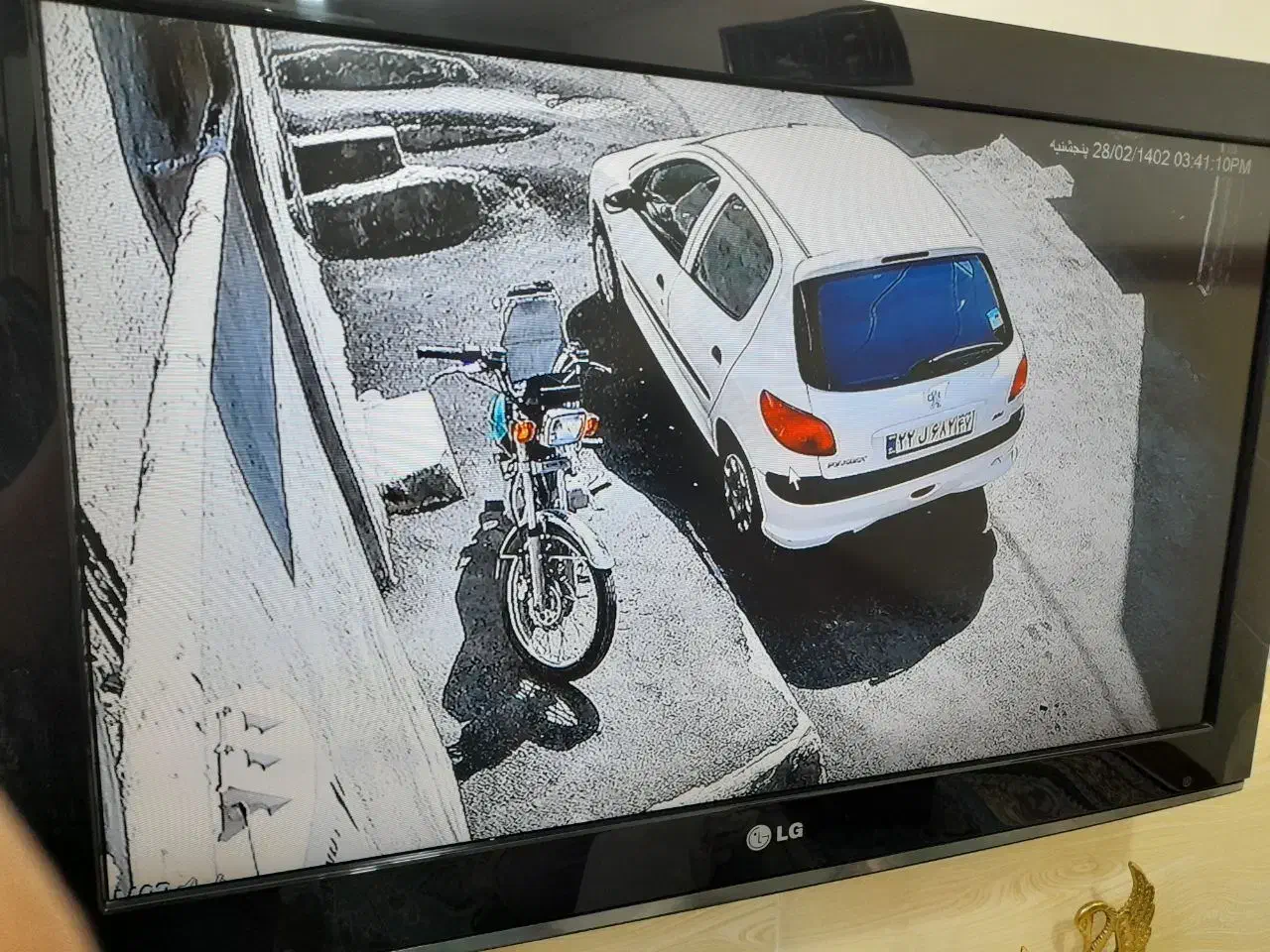 نصب دوربین مداربسته + برند های معتبر بازار|دوربین مداربسته|اراک, |دیوار