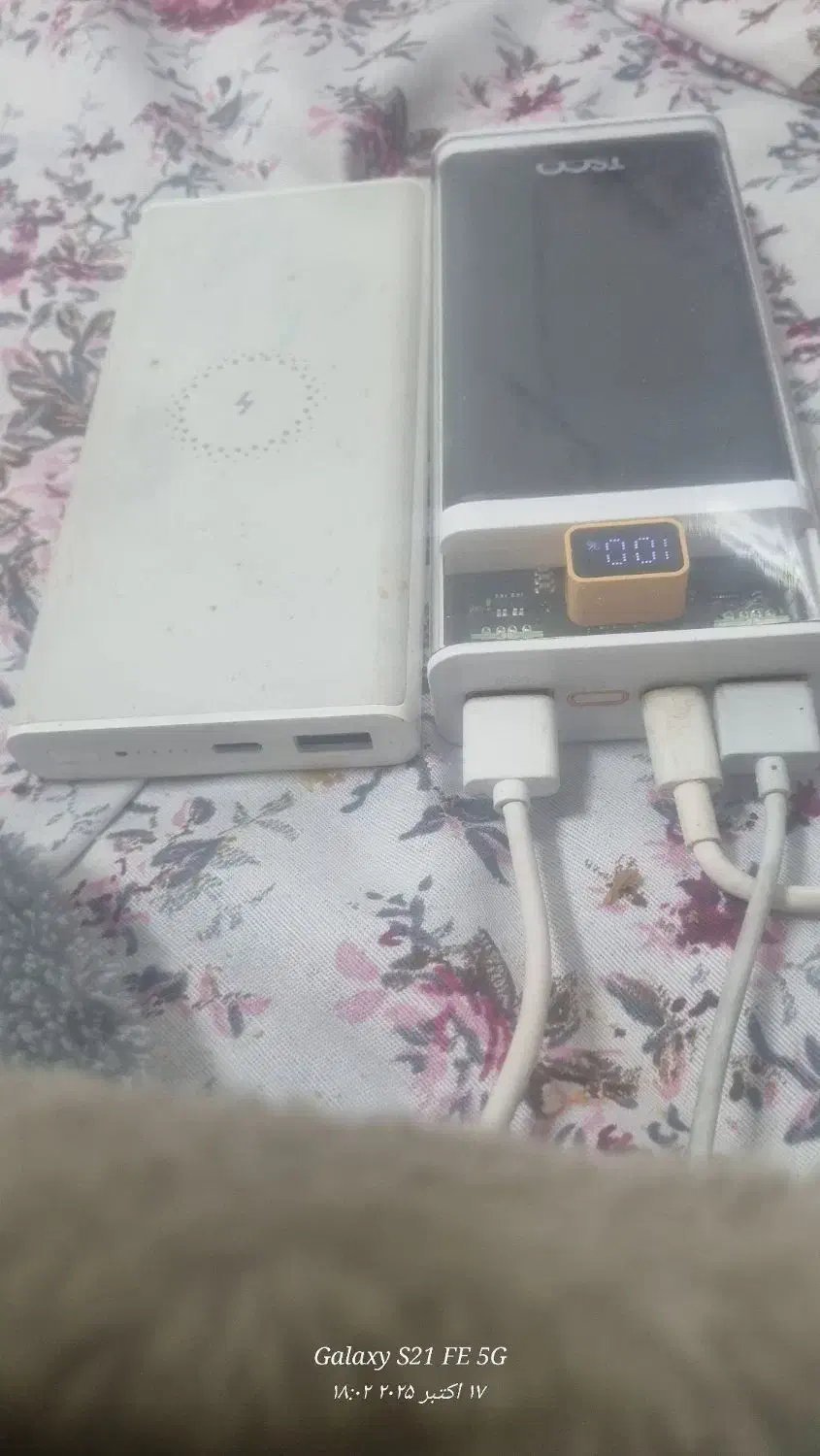 پاور بانک 20 هزار و ده هزار وایرلس|لوازم جانبی موبایل و تبلت|شیراز, شاهچراغ|دیوار