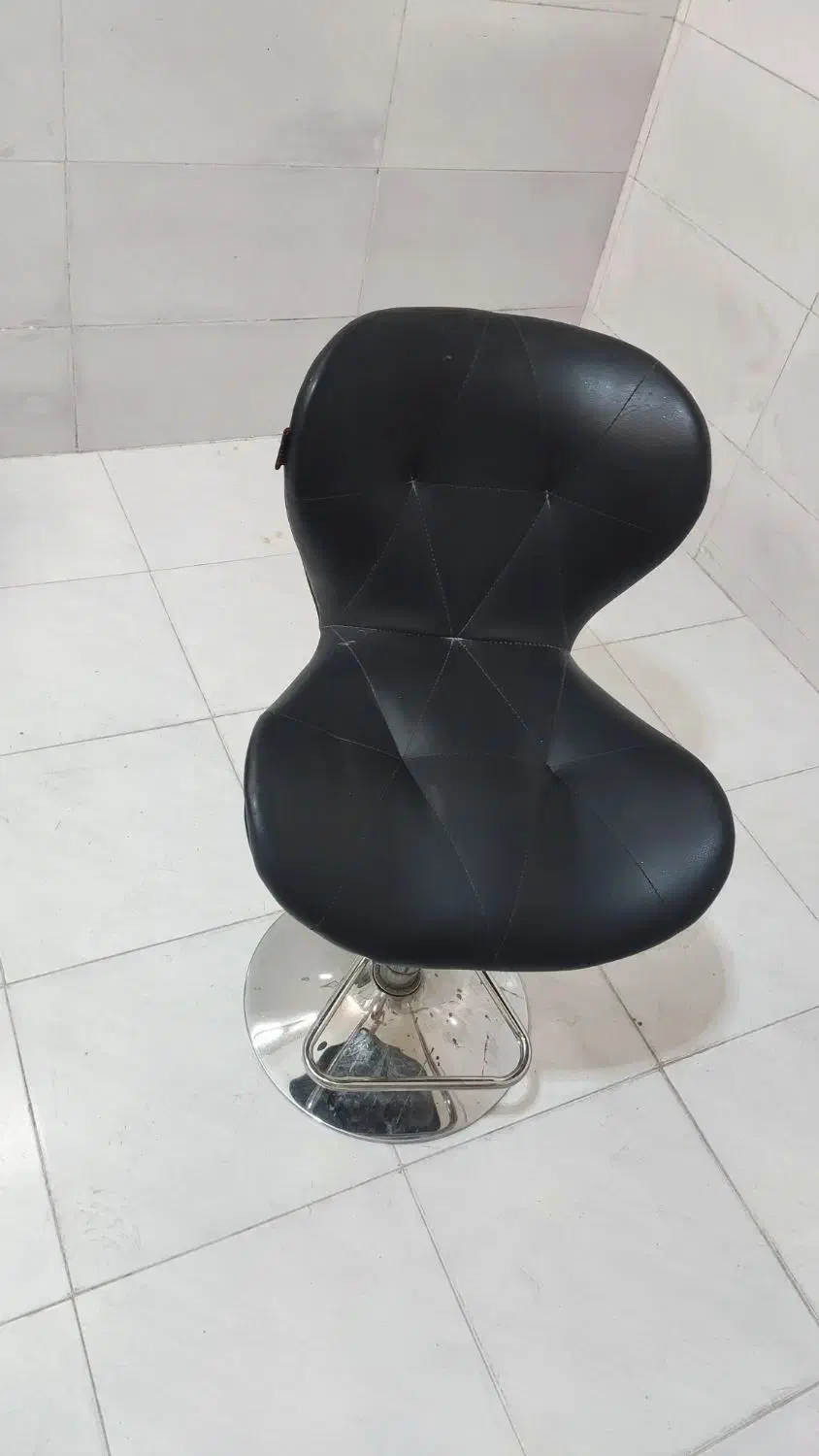 میز ناخن|آرایشگاه و سالنهای زیبایی|شیراز, میانرود|دیوار