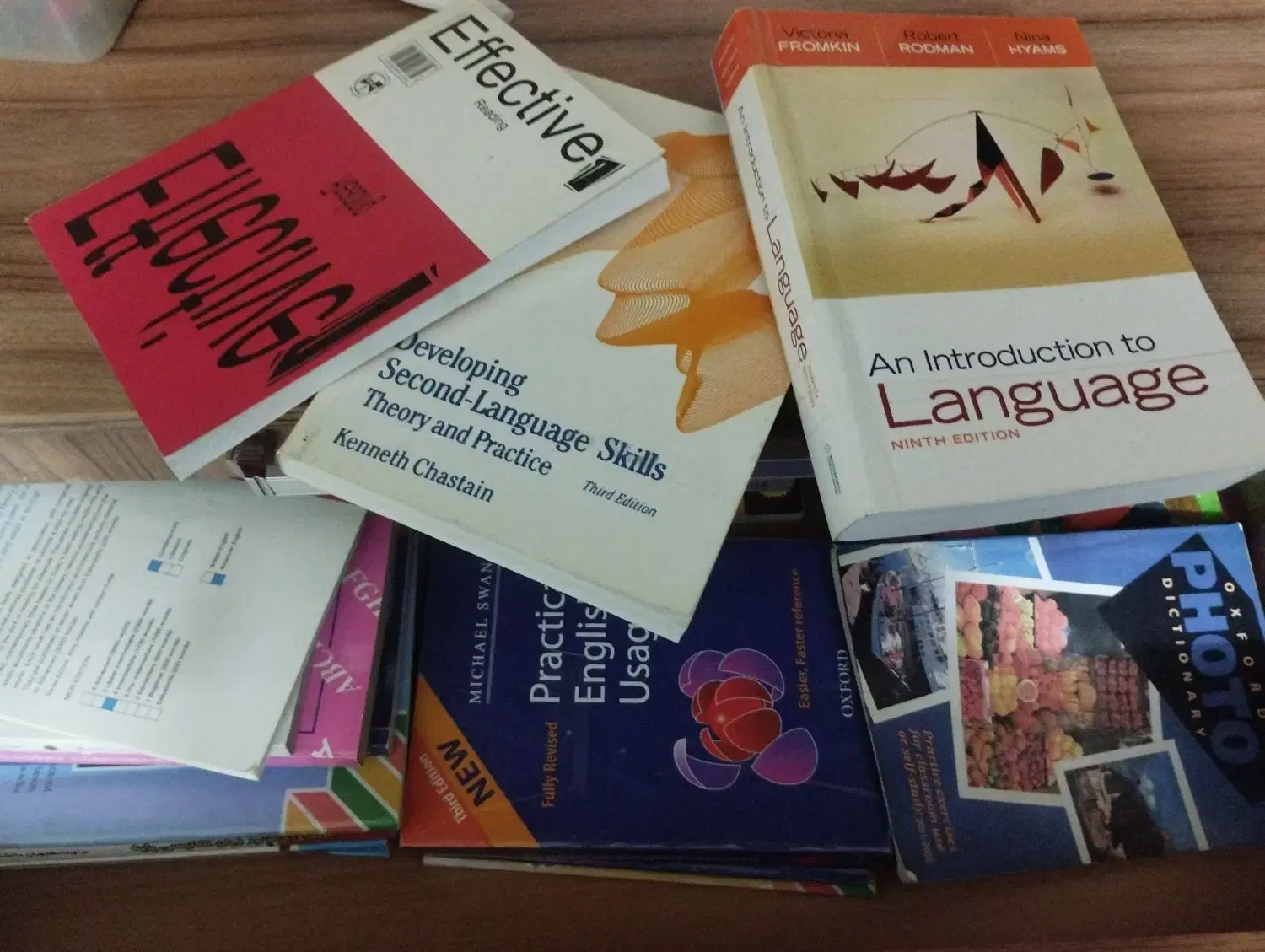 کتاب|کتاب و مجله آموزشی|اصفهان, گلزار|دیوار