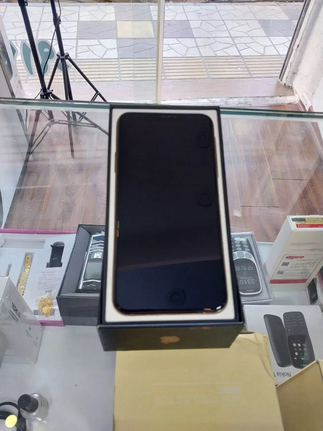 اپل iPhone 11 Pro Max با حافظهٔ ۵۱۲ گیگابایت|موبایل|یزد, |دیوار
