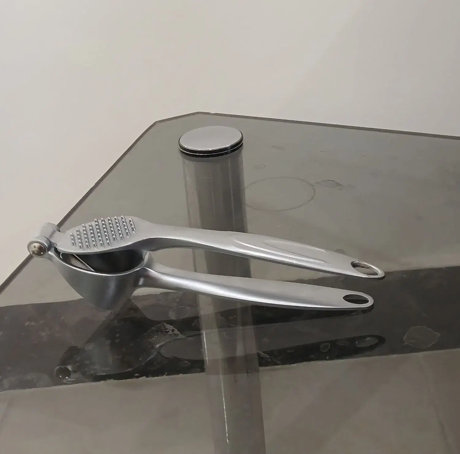 ۱ عدد سیر خورد کن سالم نو|خردکن، آسیاب، غذاساز|اهواز, کمپلو شمالی|دیوار