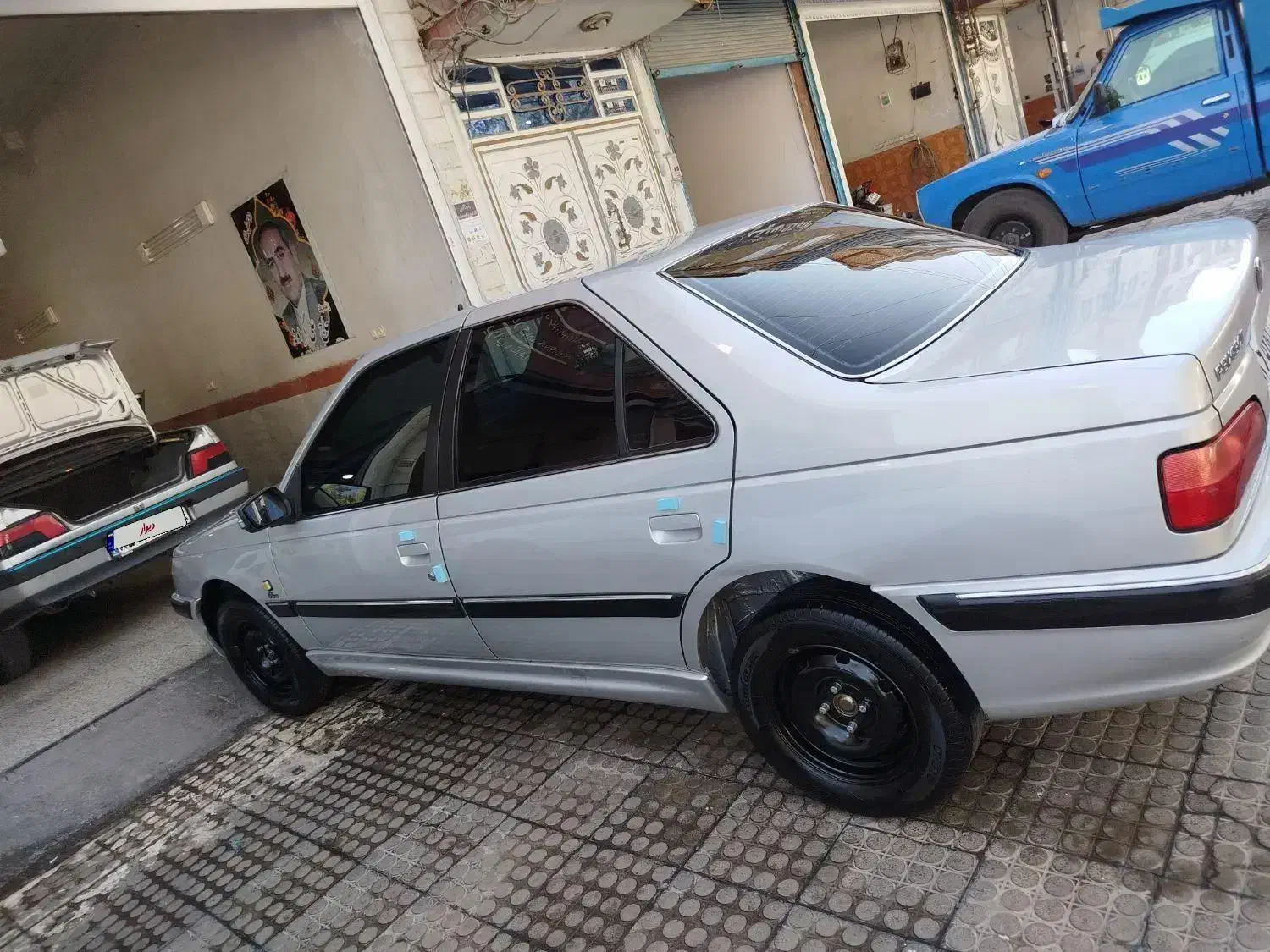 پژو پارس۸۵بدون رنگ خشک بدون صافکاری و آفتاب سوختکی|خودرو سواری و وانت|کوهدشت, |دیوار